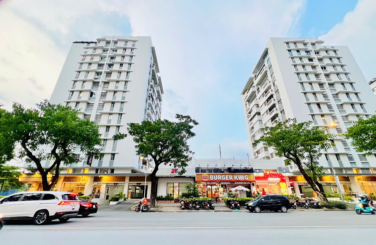 Cho thuê shophouse 001 Nguyễn Đức Cảnh Mỹ Khánh 1 Phú Mỹ Hưng xây trệt + lửng – 100m2 3