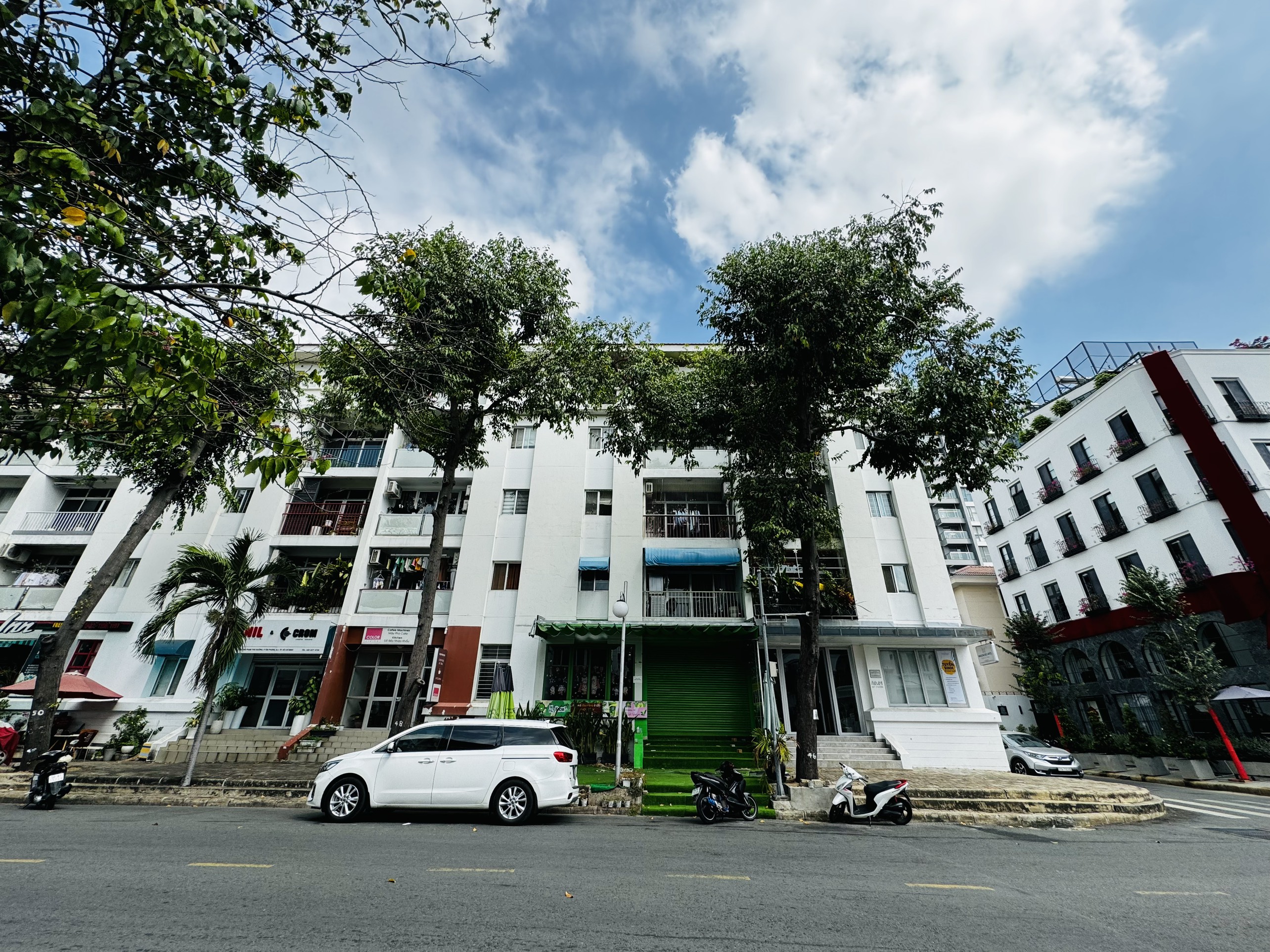 Cho thuê shophouse Mỹ Phước Phú Mỹ Hưng, Quận 7 mặt tiền Phạm Thái Bường có sân rộng 1