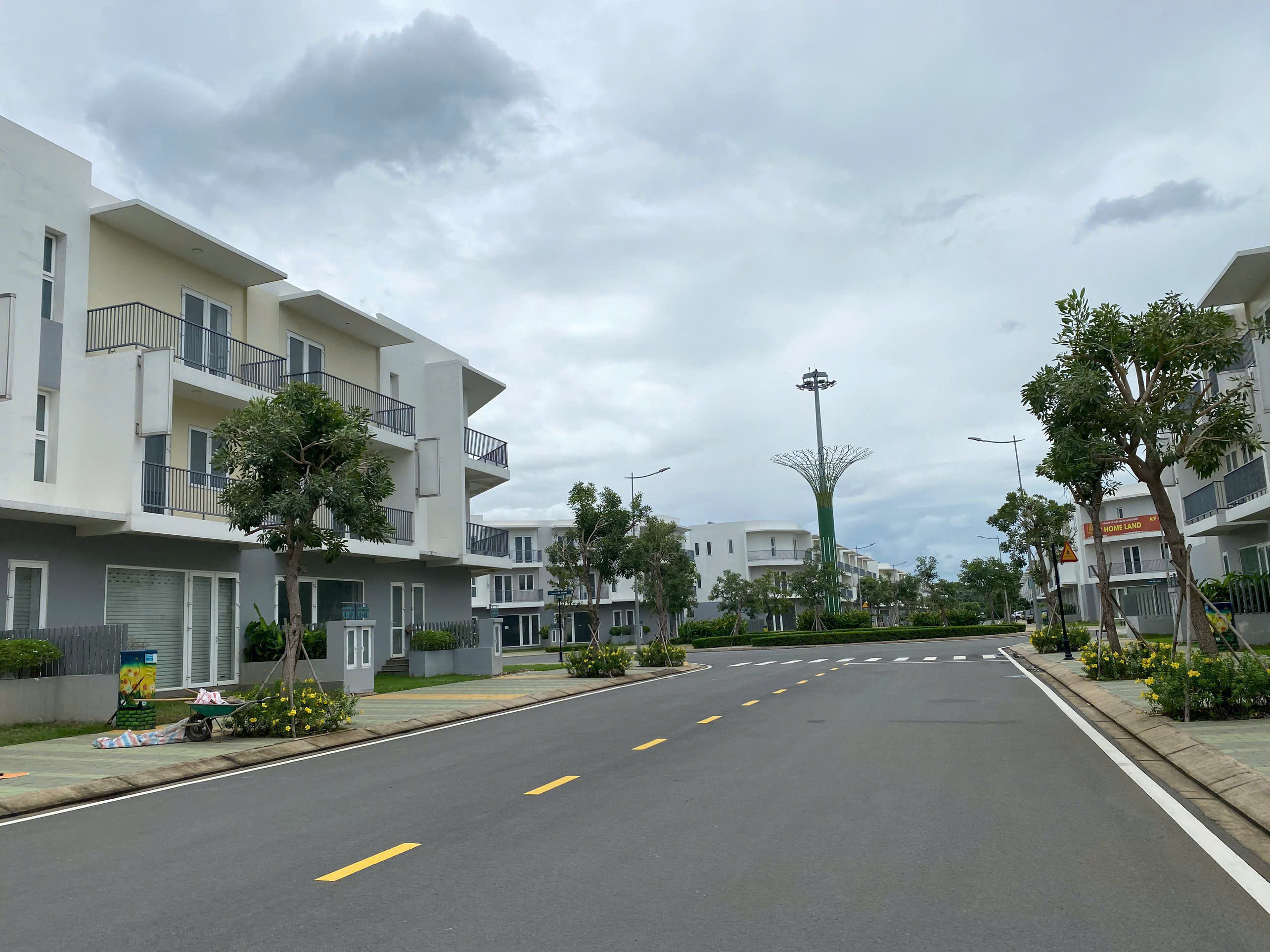 Bán shophouse, nhà phố, biệt thự song lập Dragon Village, Phường Phú Hữu, Quận 9 7