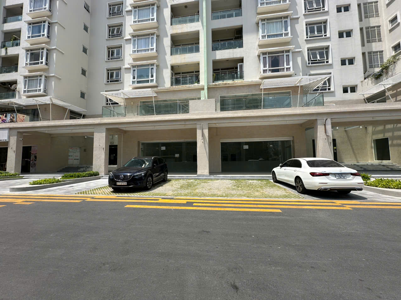 Cho thuê shophouse Riverside Residence Phú Mỹ Hưng, Quận 7 gồm 2 căn block E diện tích lớn 450m2