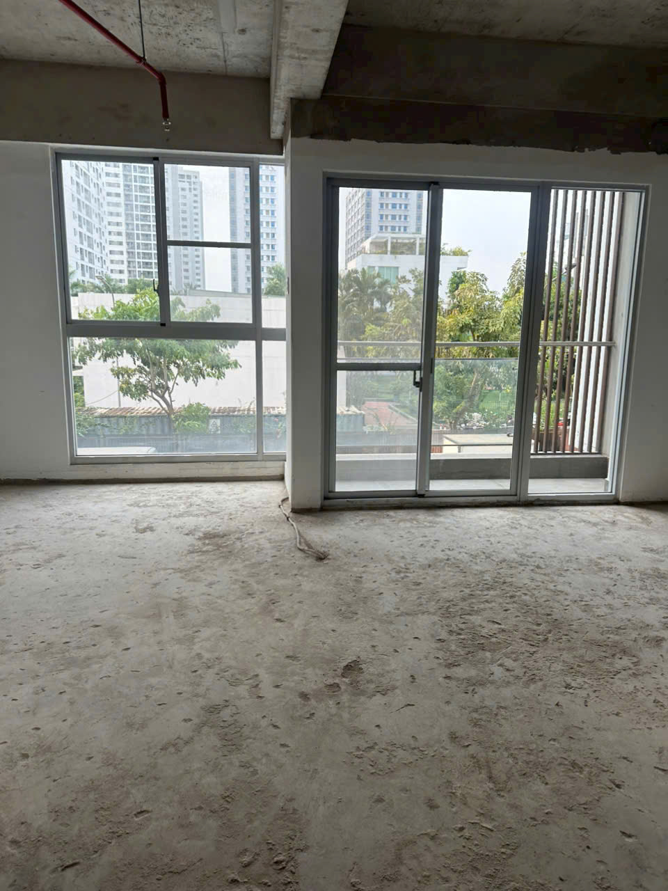 Bán shophouse Scenic Valley 2 Phú Mỹ Hưng, Quận 7 xây 2 tầng đang cho thuê tầng trệt 60 triệu -200m2 1
