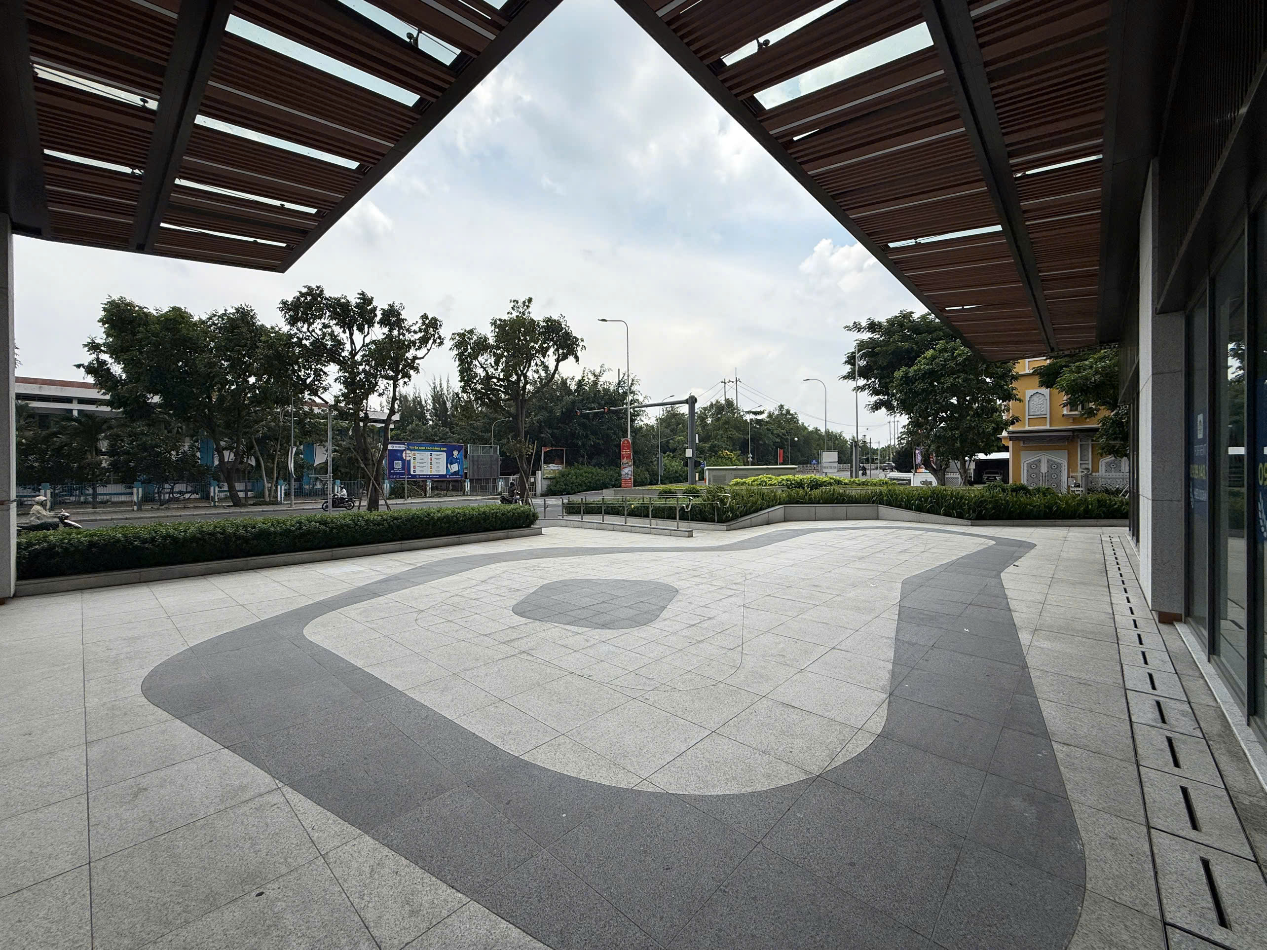 Cho thuê shophouse The Horizon Phú Mỹ Hưng, Quận 7 căn góc có 2 tầng vị trí đẹp, nhà thô – 239.59m2 11