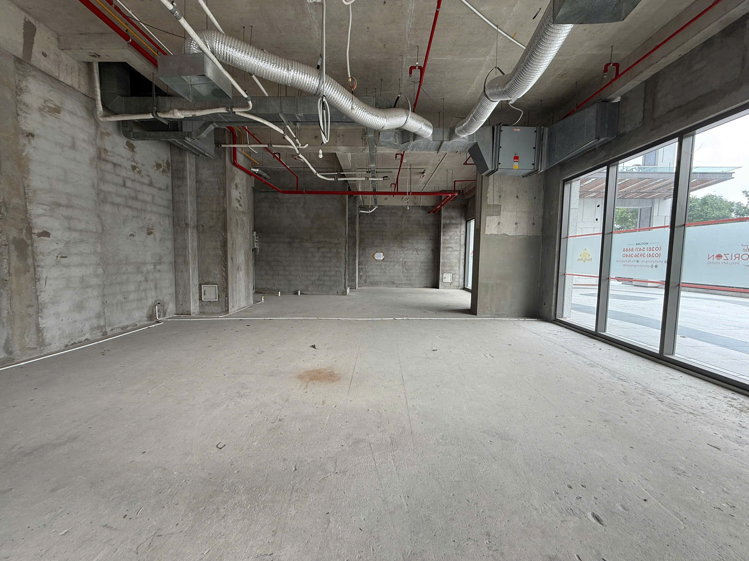 Cho thuê shophouse The Horizon Phú Mỹ Hưng, Quận 7 căn góc có 2 tầng vị trí đẹp, nhà thô – 239.59m2 9