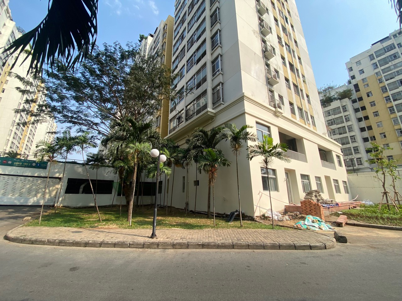 Bán hoặc cho thuê shop Sky Garden 2 Phú Mỹ Hưng, Quận 7 căn góc 3 mặt thoáng 7