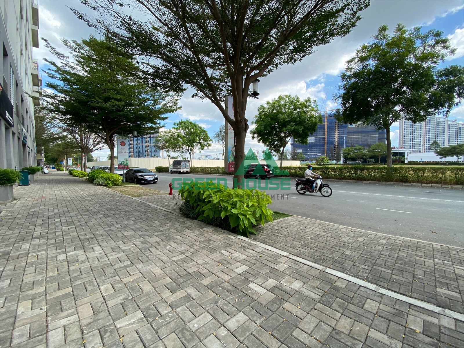 Shop for rent Star Hill Phu My Hung Big street 8