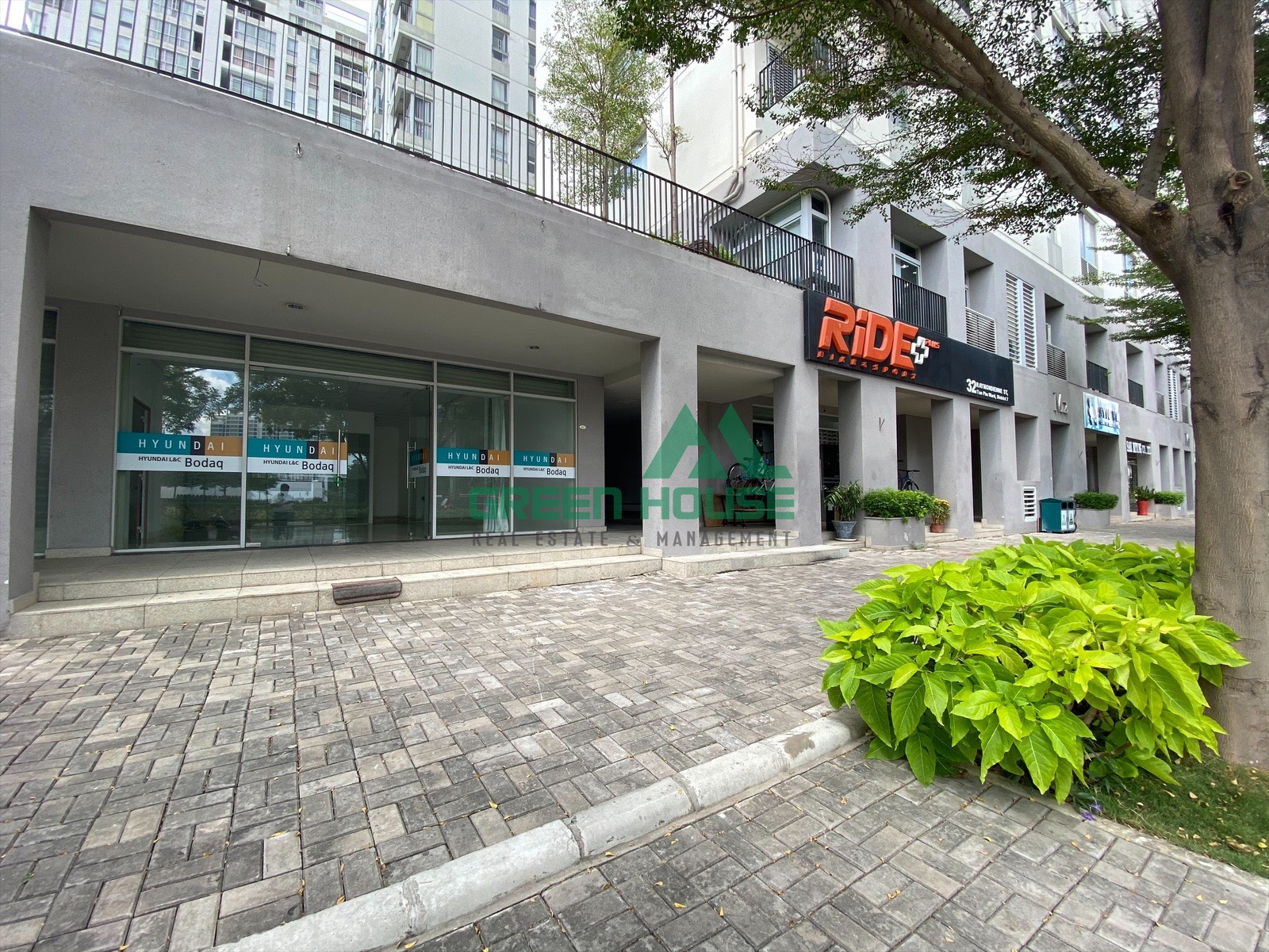 Shop for rent Star Hill Phu My Hung Big street