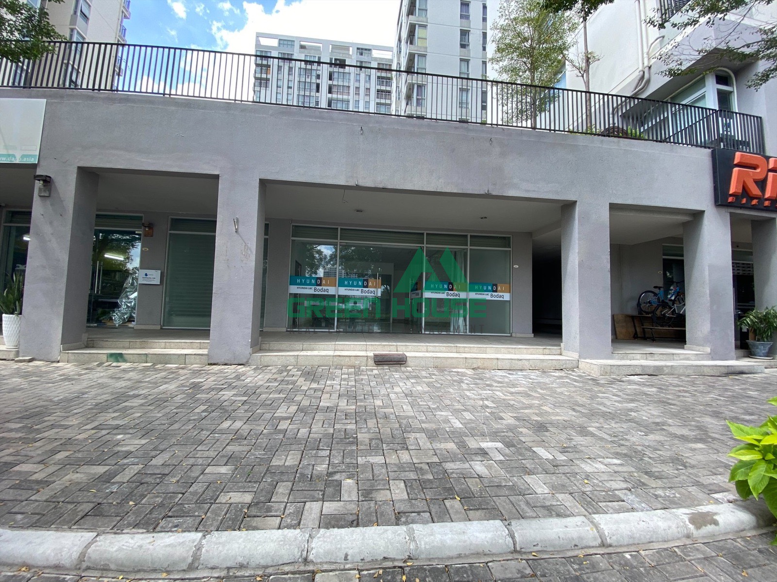 Shop for rent Star Hill Phu My Hung Big street 5