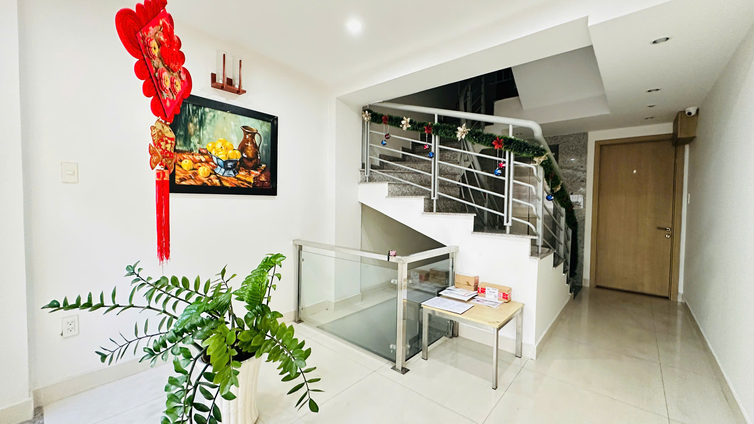 Cho thuê tòa nhà căn hộ dịch vụ Phú Mỹ Hưng, Quận 7 xây hầm thang máy+10 CHDV+2 văn phòng 6