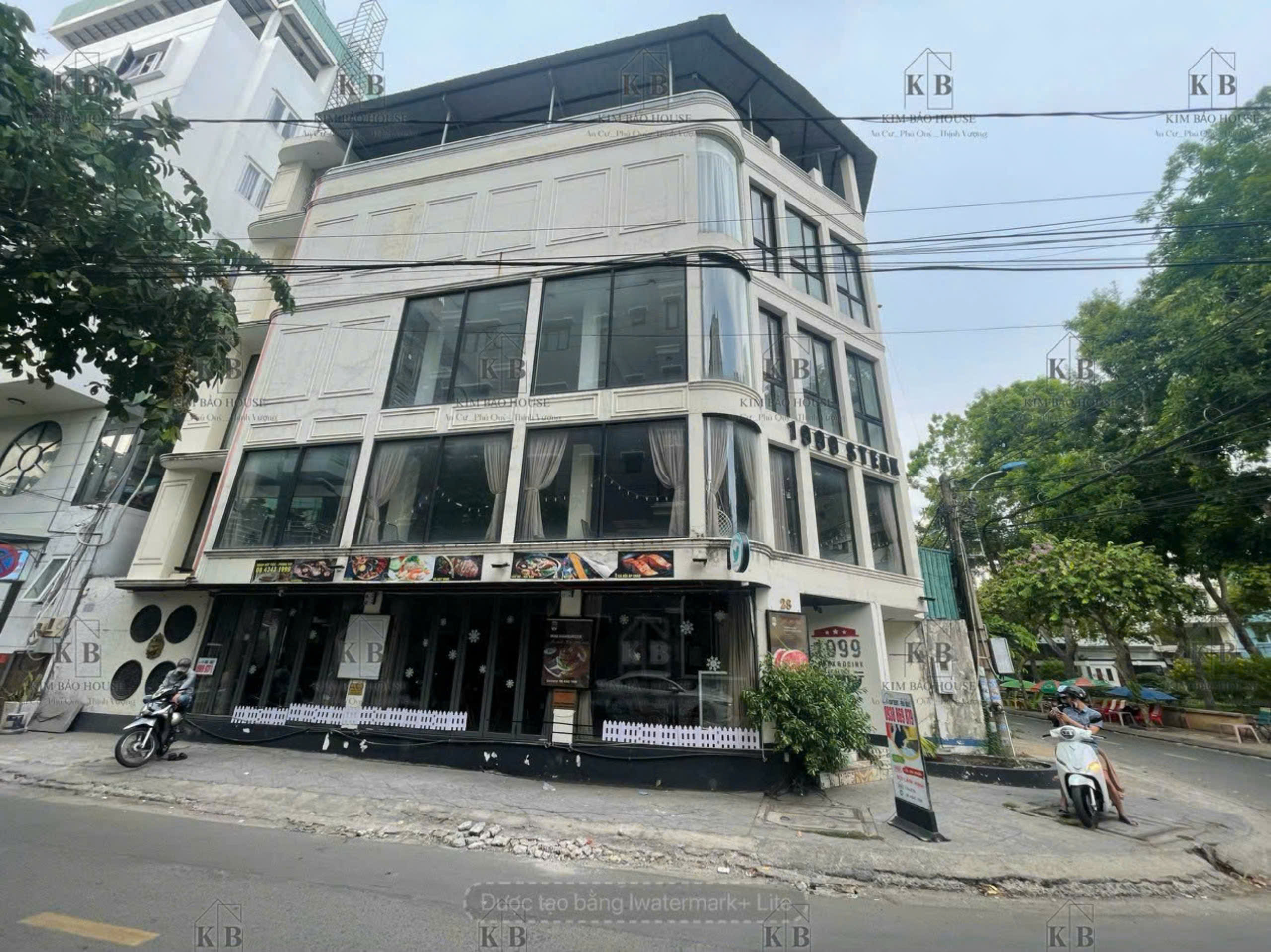 Bán tòa nhà khu dân cư Trung Sơn, Bình Chánh xây hầm+4 tầng cạnh KDC Him Lam Quận 7