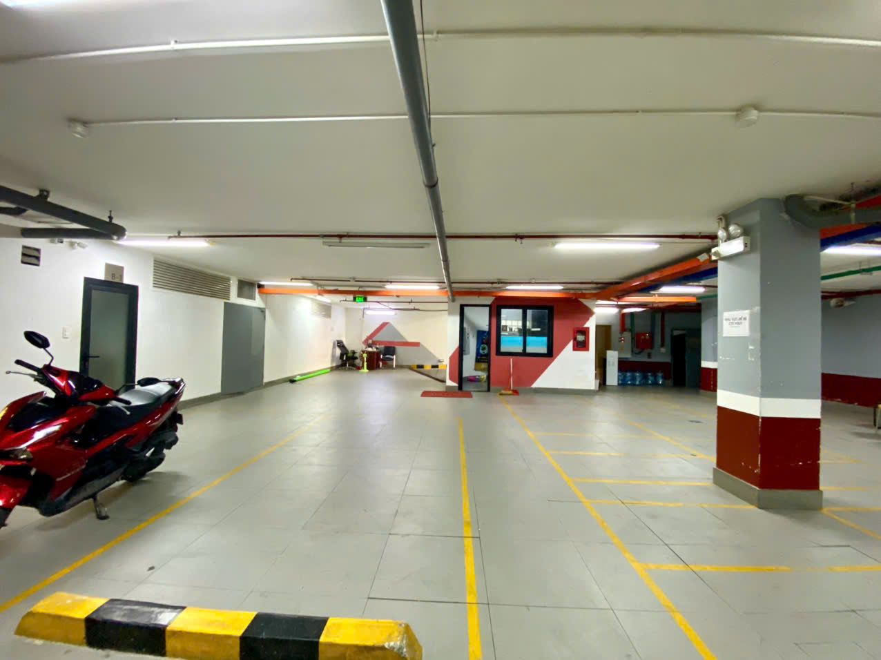 Cho thuê tòa nhà mặt tiền đường Tân Phú, Nam Thông Phú Mỹ Hưng, Quận 7 xây 8 tầng, thang máy – 324m2 10