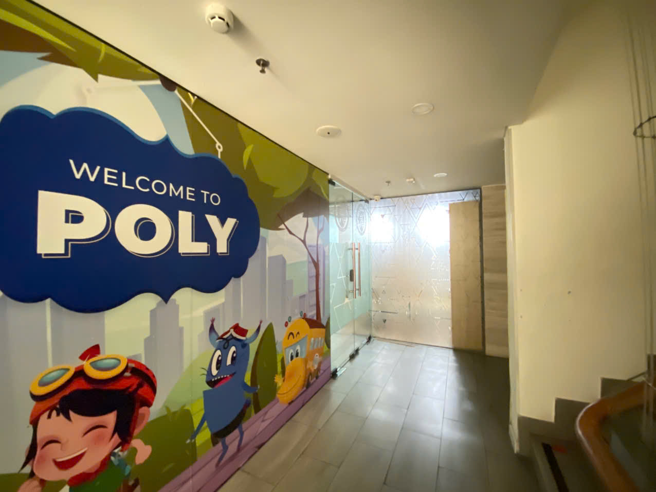 Cho thuê tòa nhà mặt tiền đường Tân Phú, Nam Thông Phú Mỹ Hưng, Quận 7 xây 8 tầng, thang máy – 324m2 1