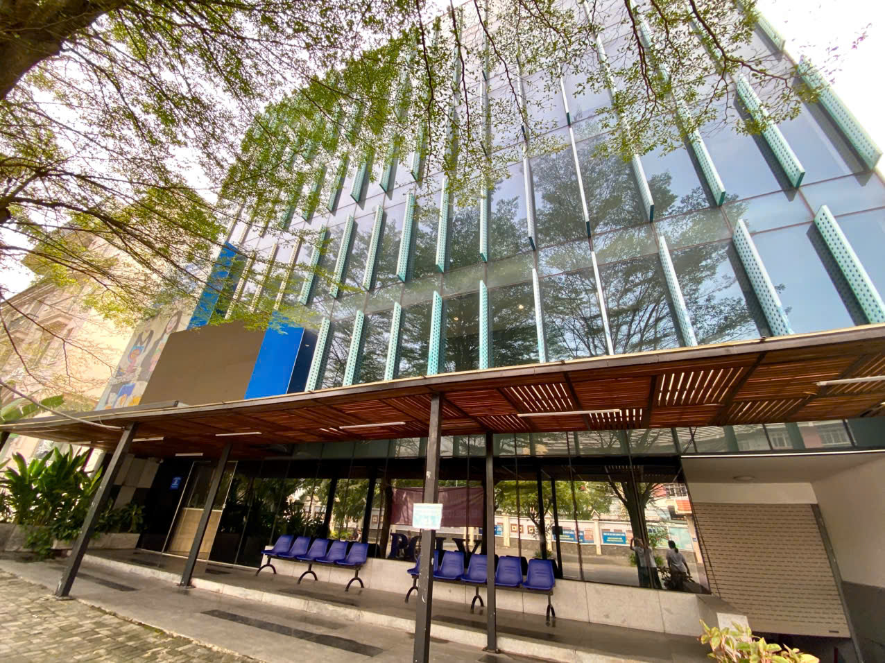 Cho thuê tòa nhà mặt tiền đường Tân Phú, Nam Thông Phú Mỹ Hưng, Quận 7 xây 8 tầng, thang máy – 324m2 13