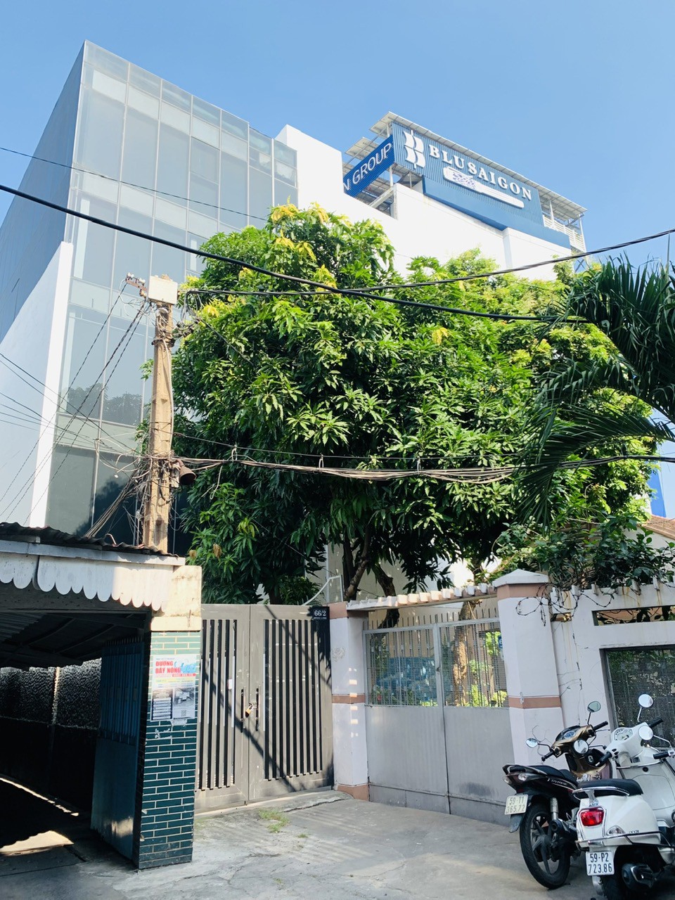 Bán tòa nhà văn phòng Nguyễn Văn Trỗi, Quận Phú Nhuận đang có hợp đồng thuê khoản 165 triệu 2