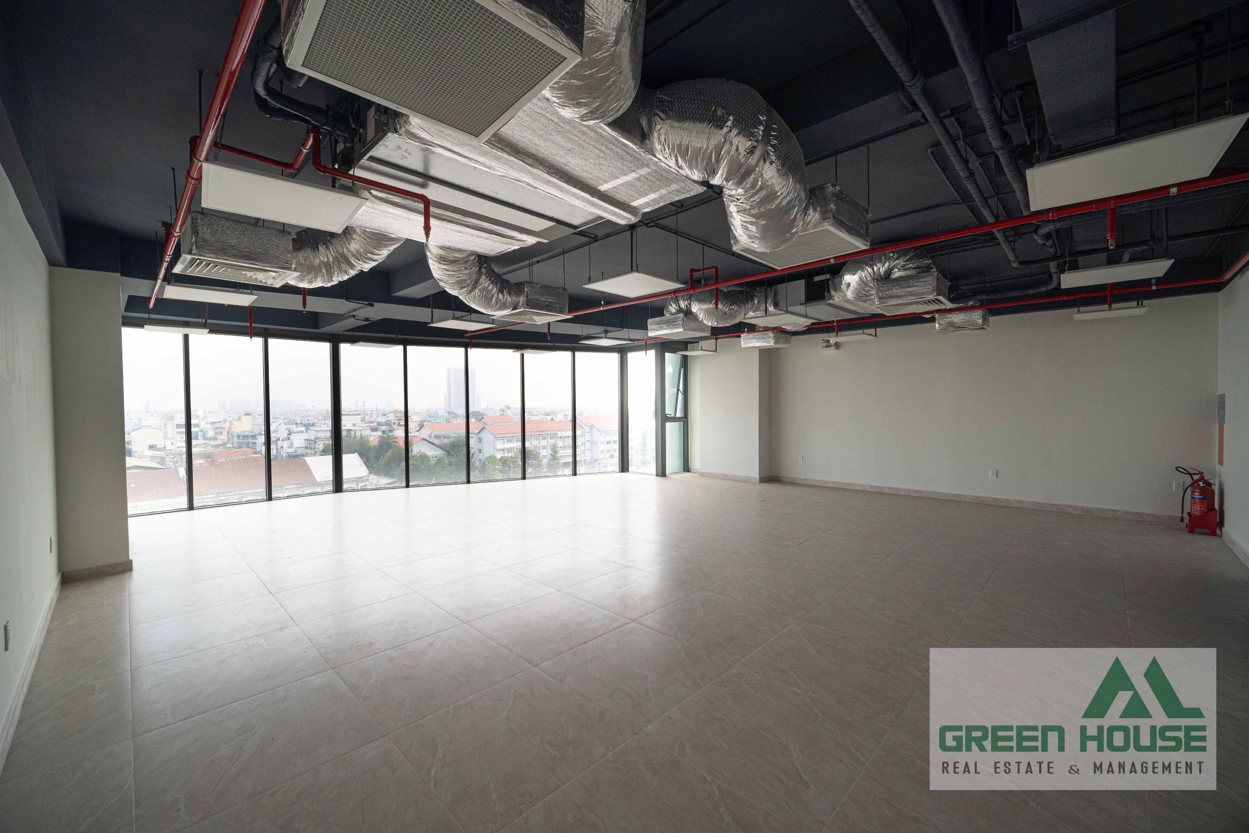 Cho thuê tòa nhà văn phòng đường Võ Văn Kiệt, Quận 6 có 2 hầm 10 tầng hướng Đông Nam 10