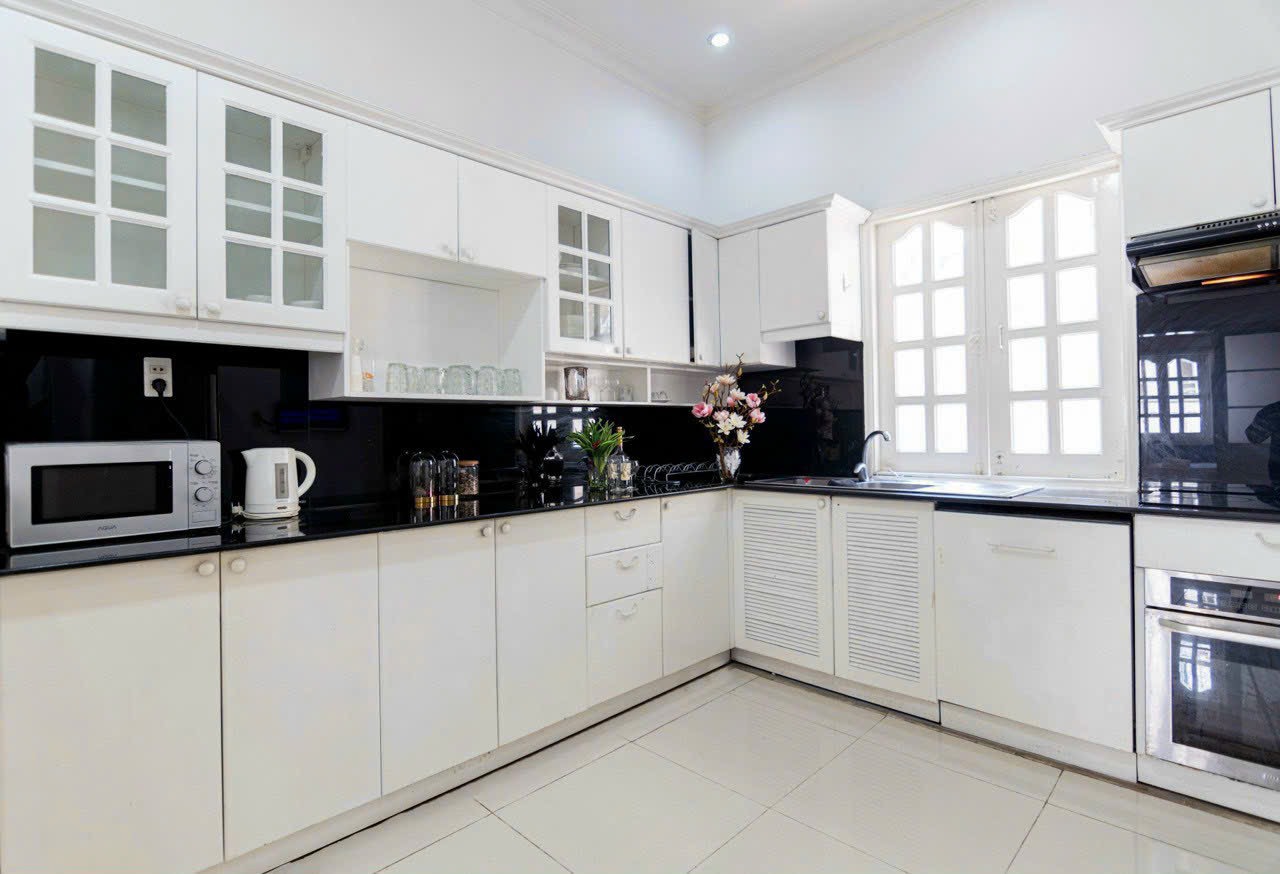 Cho thuê villa Quốc Hương, Thảo Điền, Quận 2 có 5 phòng ngủ, sân BBQ, hồ bơi riêng 7