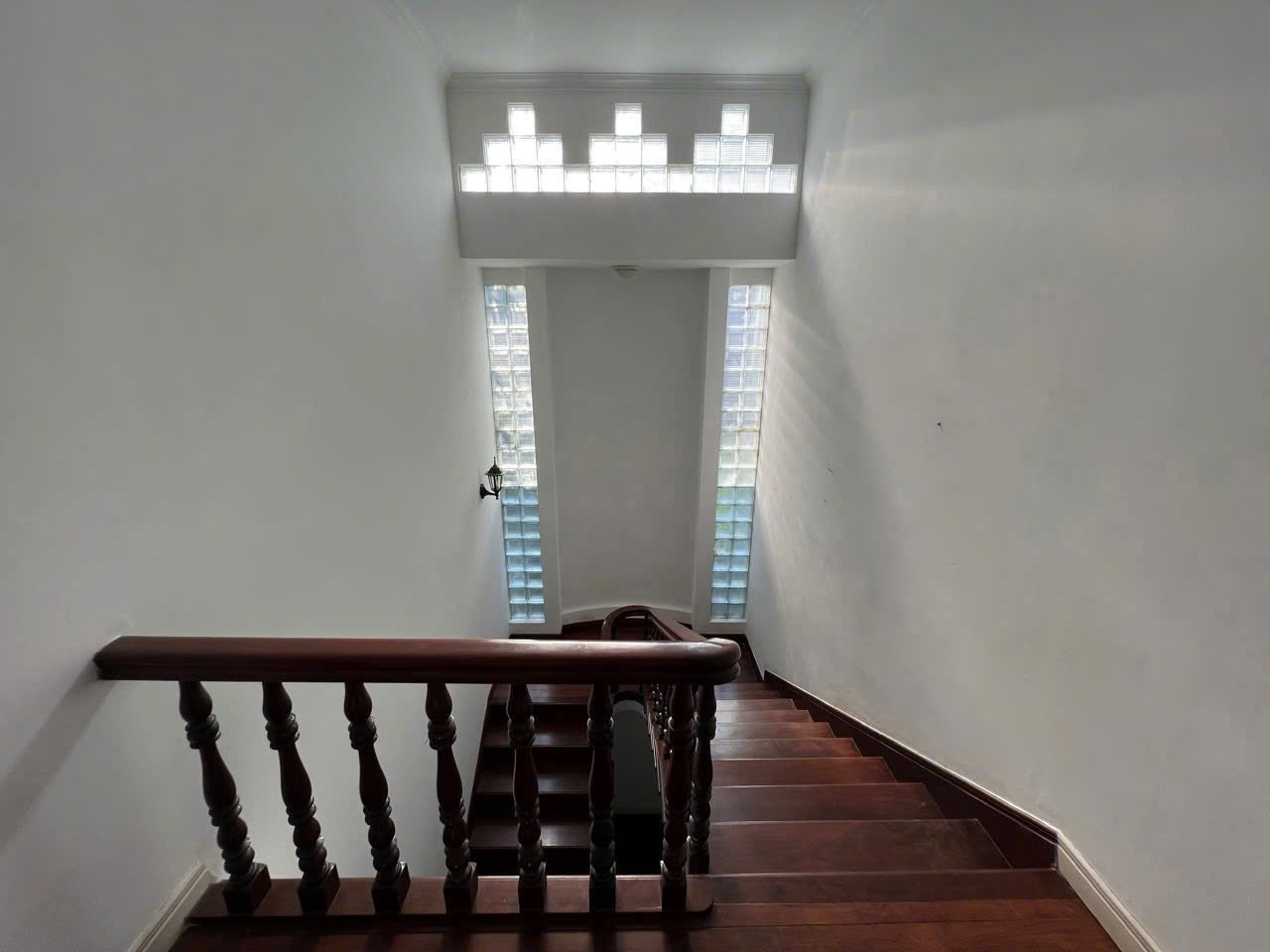 Cho thuê villa Thảo Điền Thành Phố Thủ Đức nhà rộng thiết kế 5 phòng ngủ có hồ bơi – 593m2 5