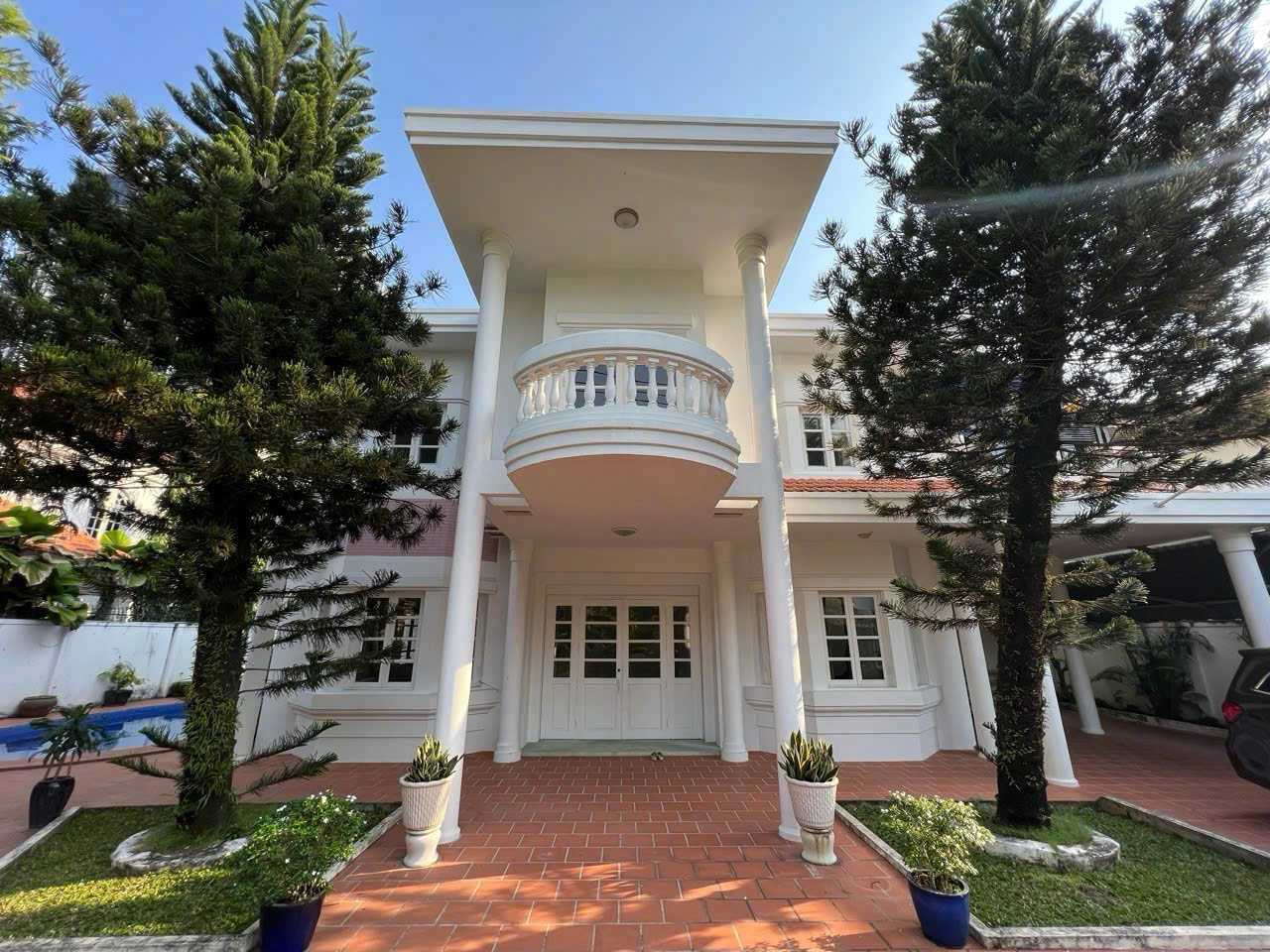 Cho thuê villa Thảo Điền Thành Phố Thủ Đức nhà rộng thiết kế 5 phòng ngủ có hồ bơi – 593m2 3