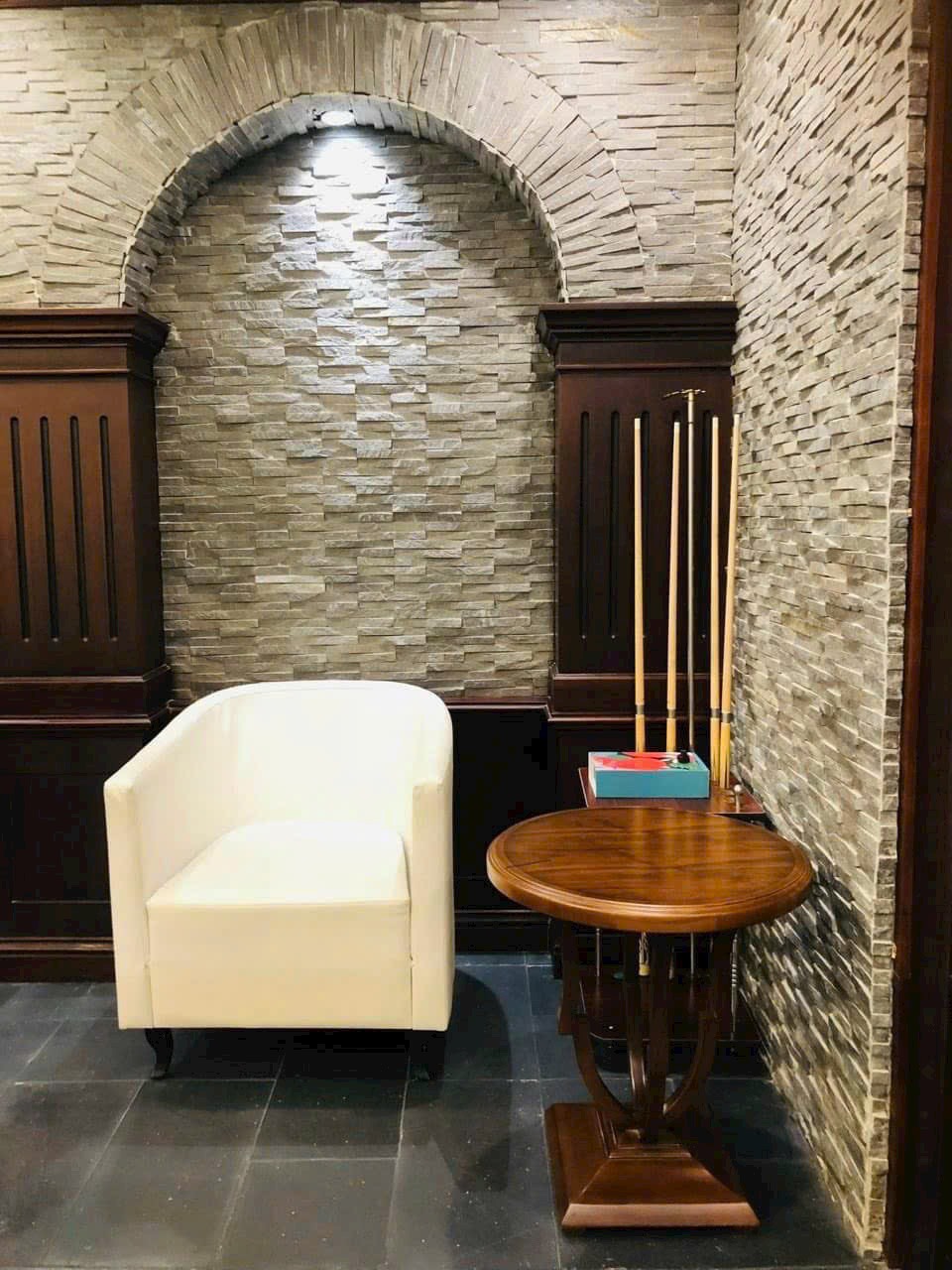 Cho thuê villa Vinhomes Ba Son, Quận 1 có 5 phòng ngủ, nội thất cao cấp, vị trí vàng 4