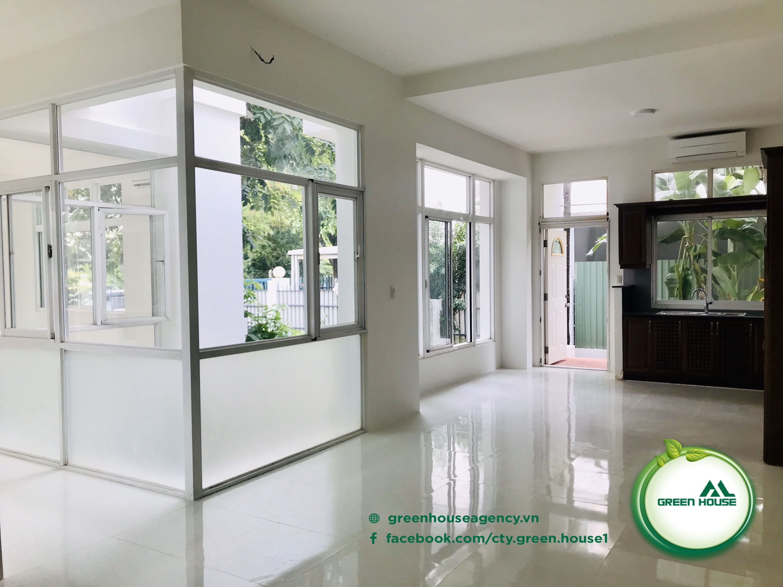 CẦN BÁN BIỆT THỰ TỨ LẬP MỸ PHÚ PHÚ MỸ HƯNG