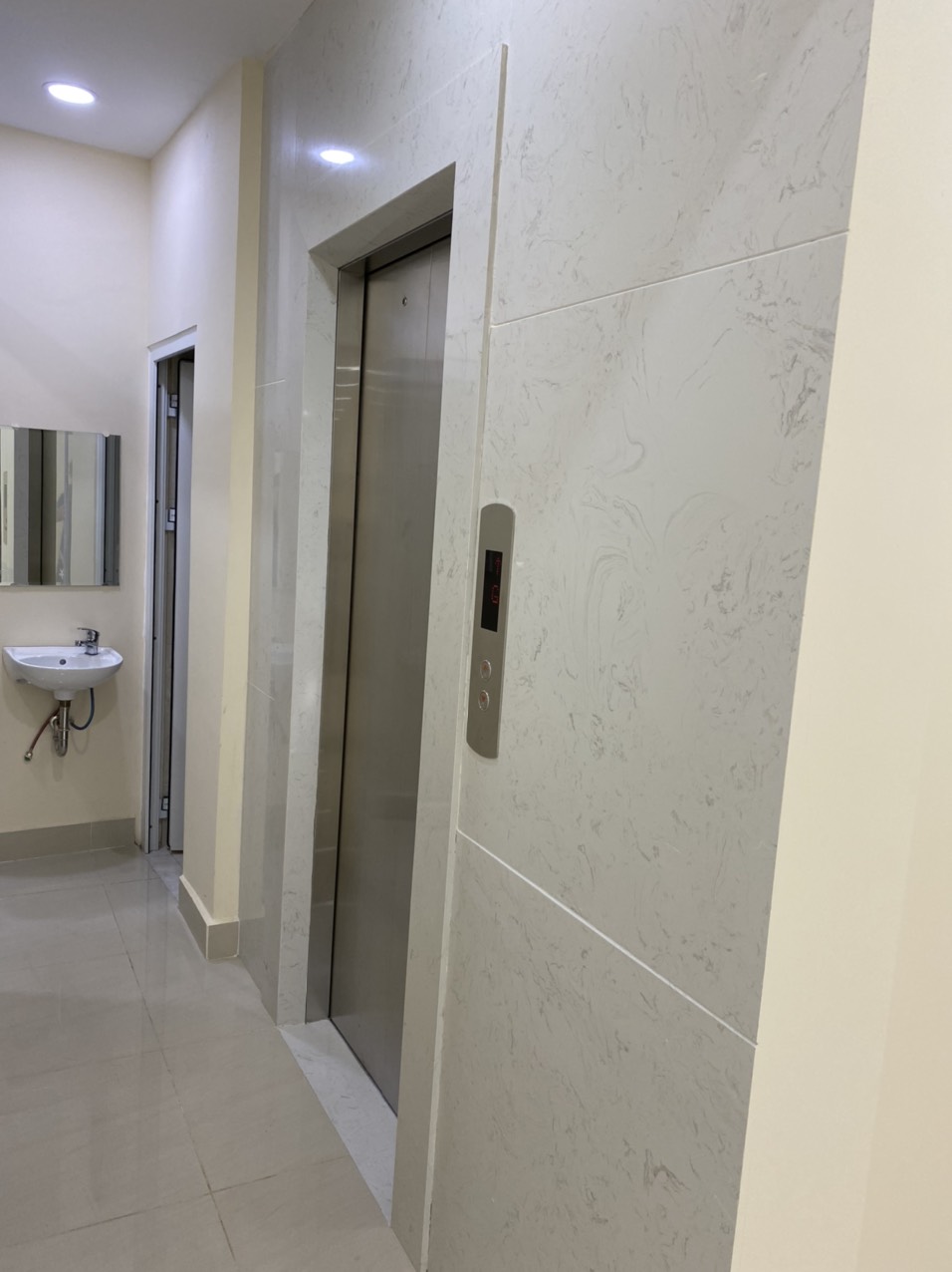 CHO THUÊ NHÀ MẶT TIỀN ĐƯỜNG 2 CHIỀU NGUYỄN ĐÌNH CHIỂU- PHƯỜNG ĐA KAO- QUẬN 1 6