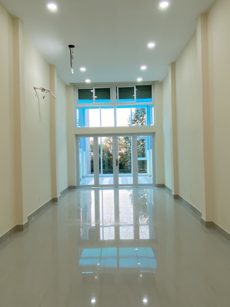 CHO THUÊ NHÀ MẶT TIỀN ĐƯỜNG 2 CHIỀU NGUYỄN ĐÌNH CHIỂU- PHƯỜNG ĐA KAO- QUẬN 1 2