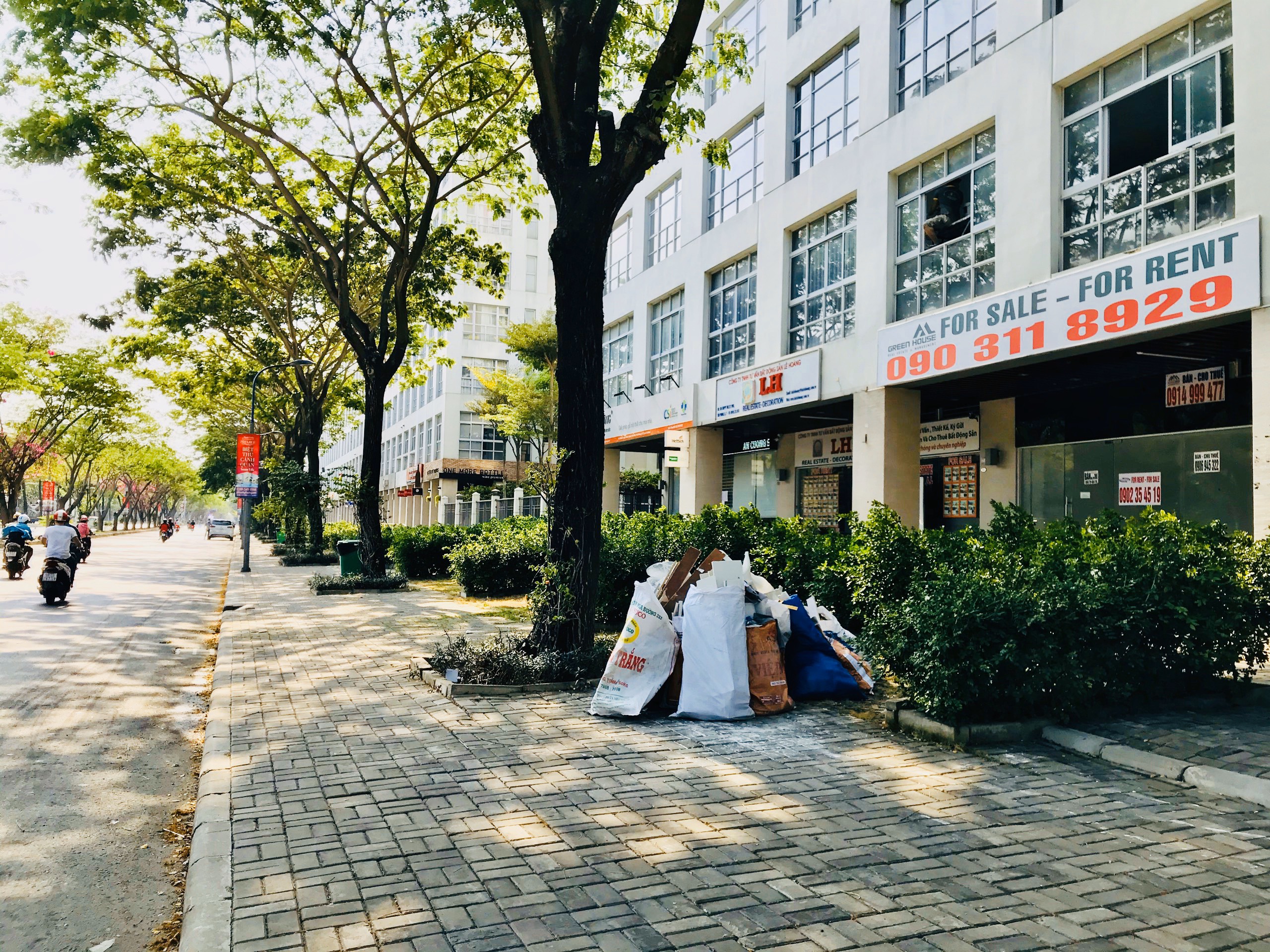 FOR RENT HAPPY VALLEY SHOPHOUSE- TAN PHONG WARD- DISTRICT 7 1