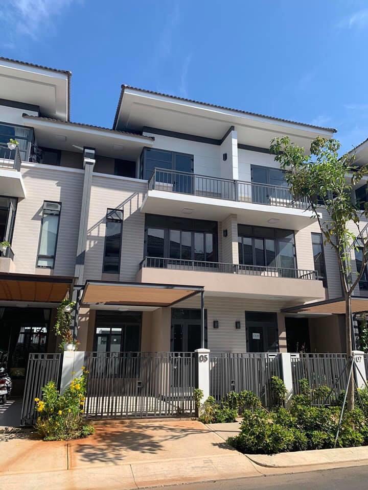 CẦN BÁN NHÀ PHỐ LAVILA GIAI ĐOẠN 2- HUYỆN NHÀ BÈ 3