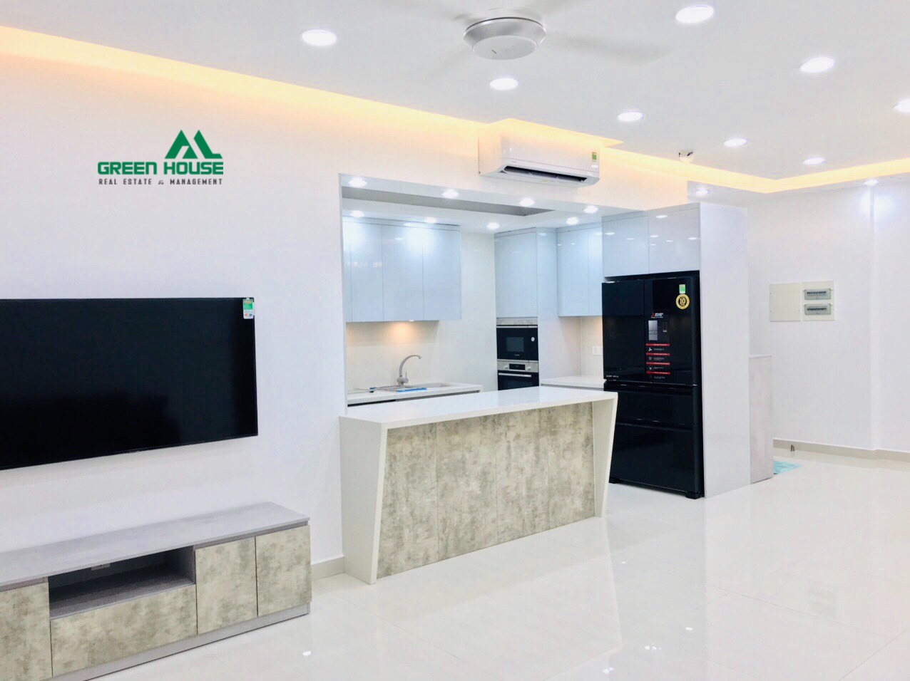 Cho thuê căn hộ  Riverpark Premier- Phú Mỹ Hưng- Quận 7