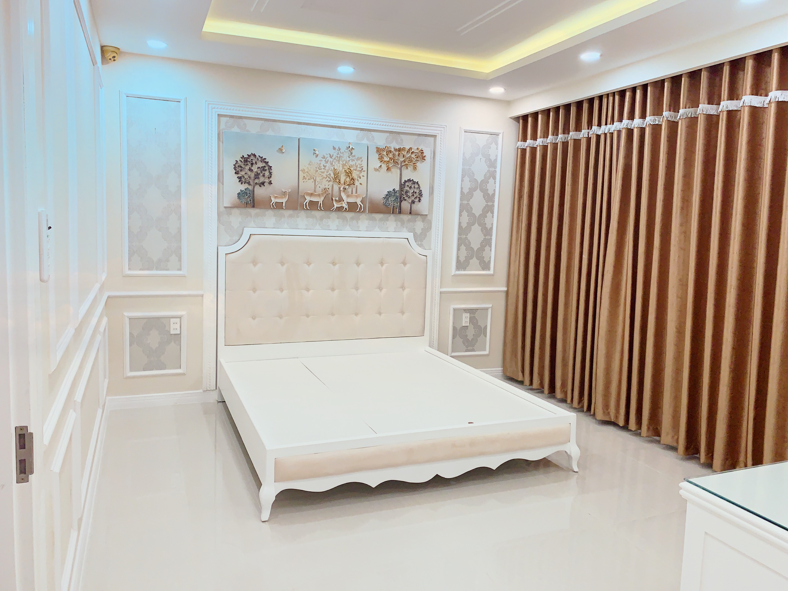 Cần Bán Nhanh Biệt Thự NineSouth khu cạnh sông lớn quanh năm thoáng mát 4