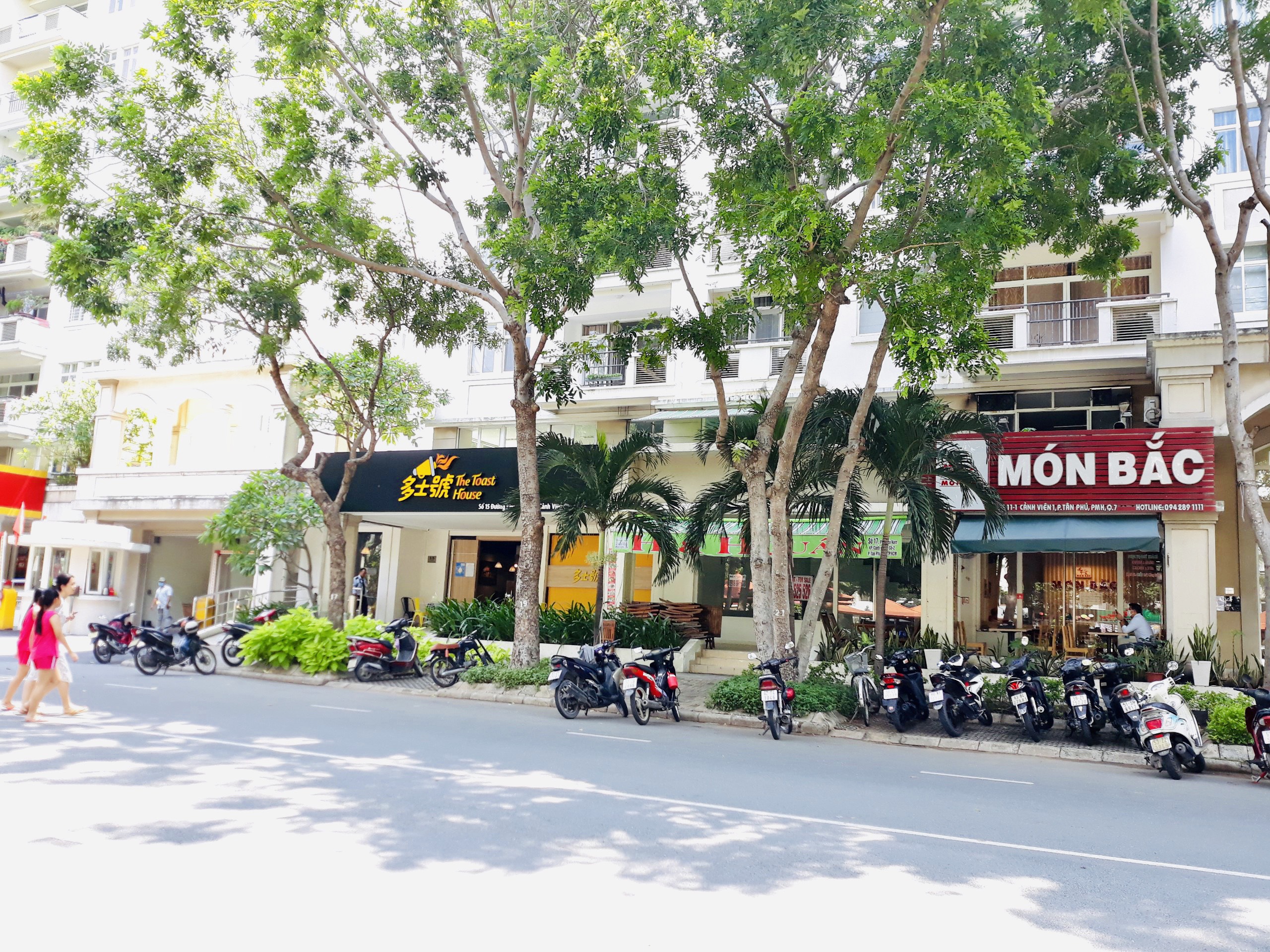  For Rent Canh Vien Shop in Phu My Hung-District 7