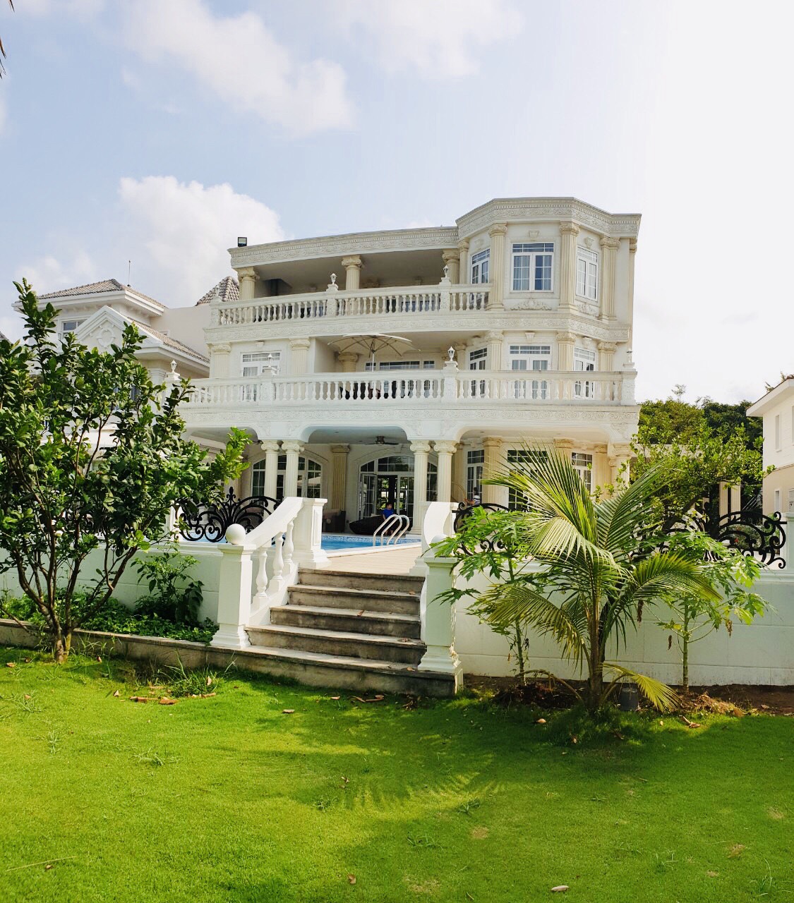 Cần Bán Nhanh Biệt Thự Đơn Lập Cao Cấp Khu Chateau Phú Mỹ Hưng 6