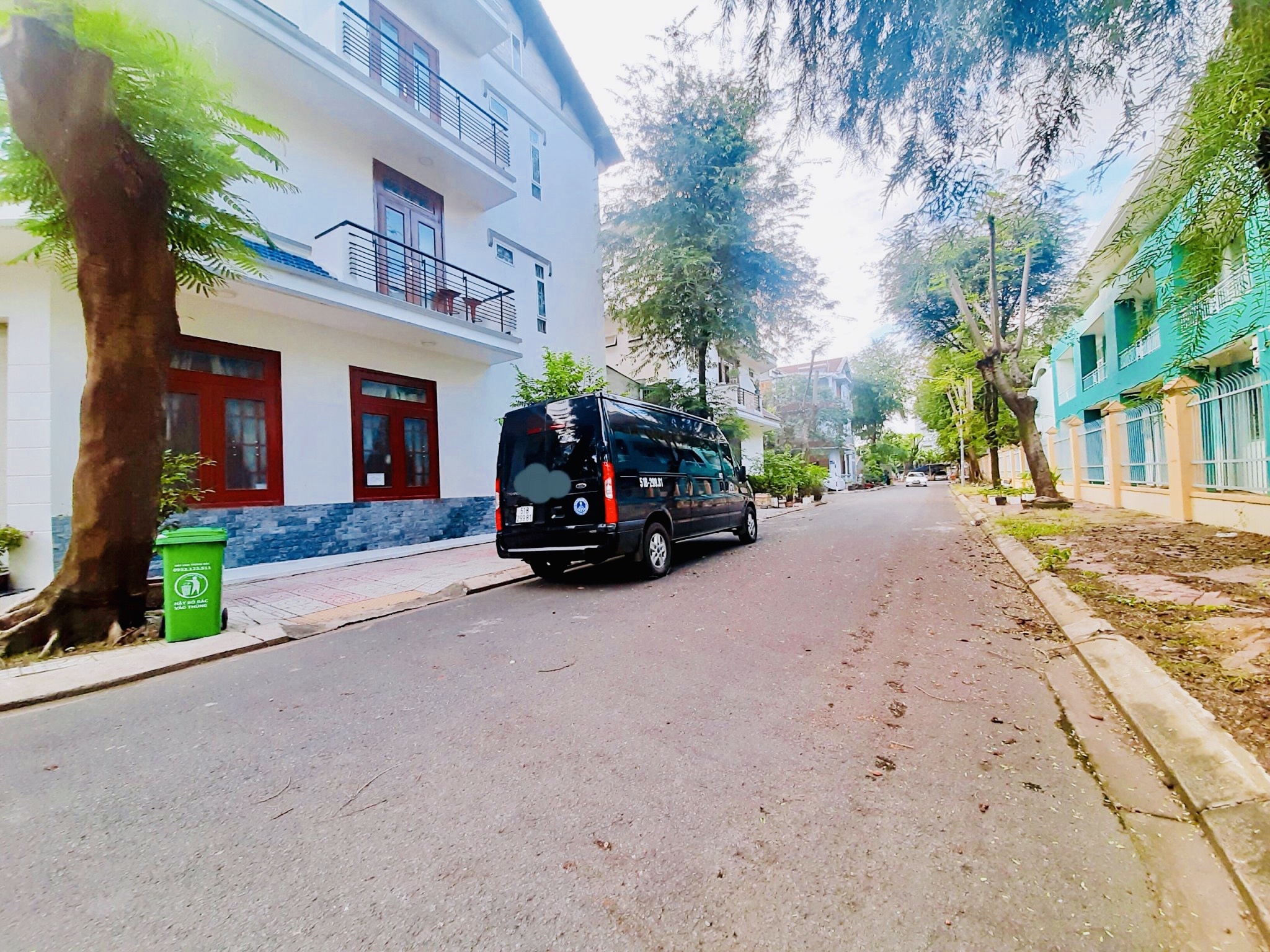 Cần bán căn góc 2 mặt tiền đường khu dân cư Ven Sông- Quận 7