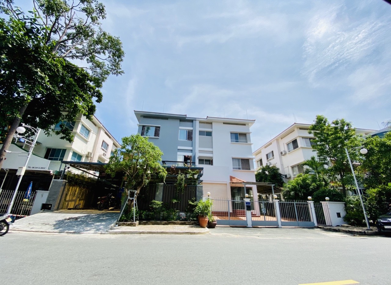 Cần Bán Biệt Thự Song Lập Mỹ Hoàng - Phú Mỹ Hưng  - Quận 7