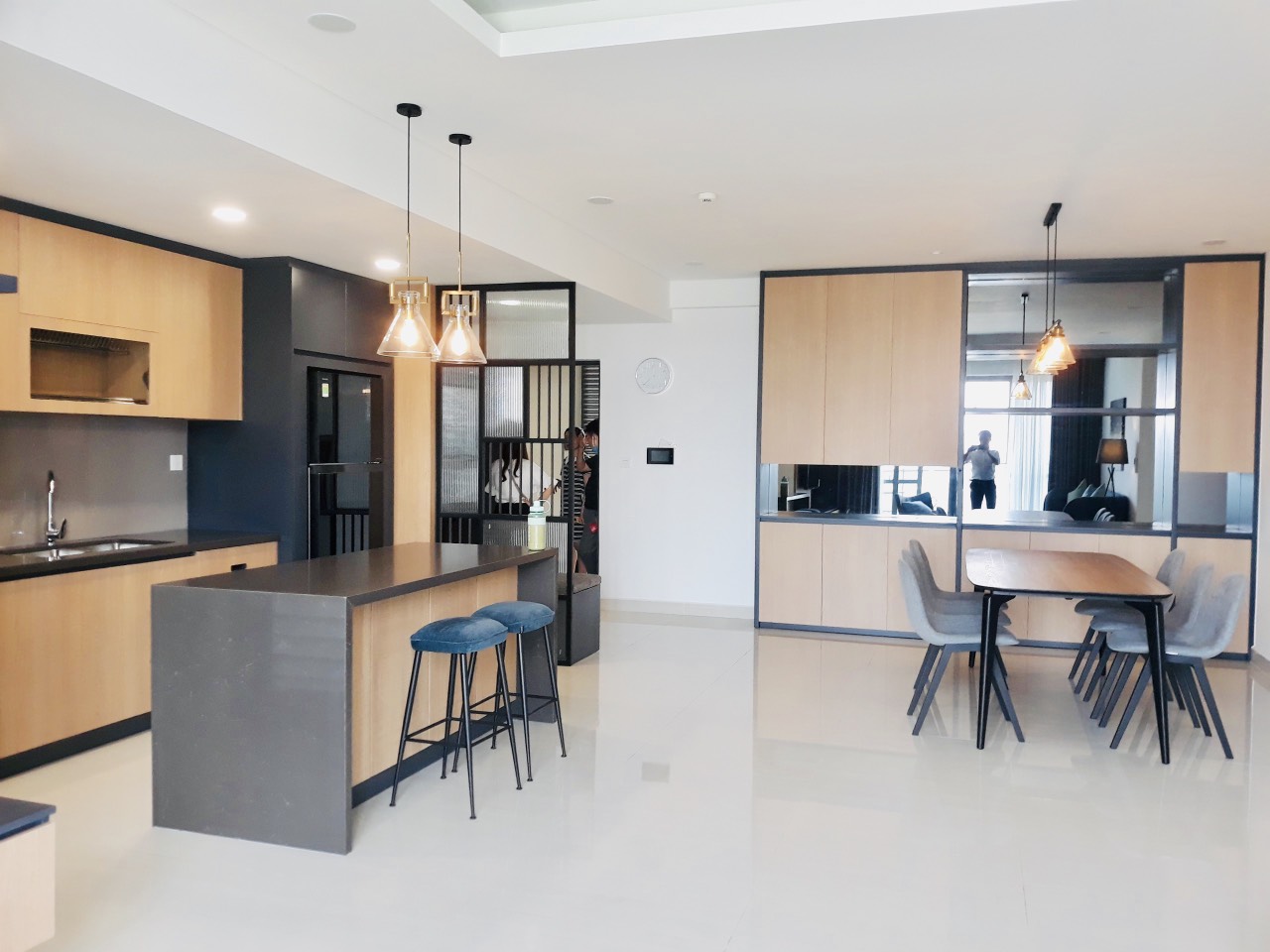 Cần bán căn hộ Riverpark Premier - P M H - Quận 7