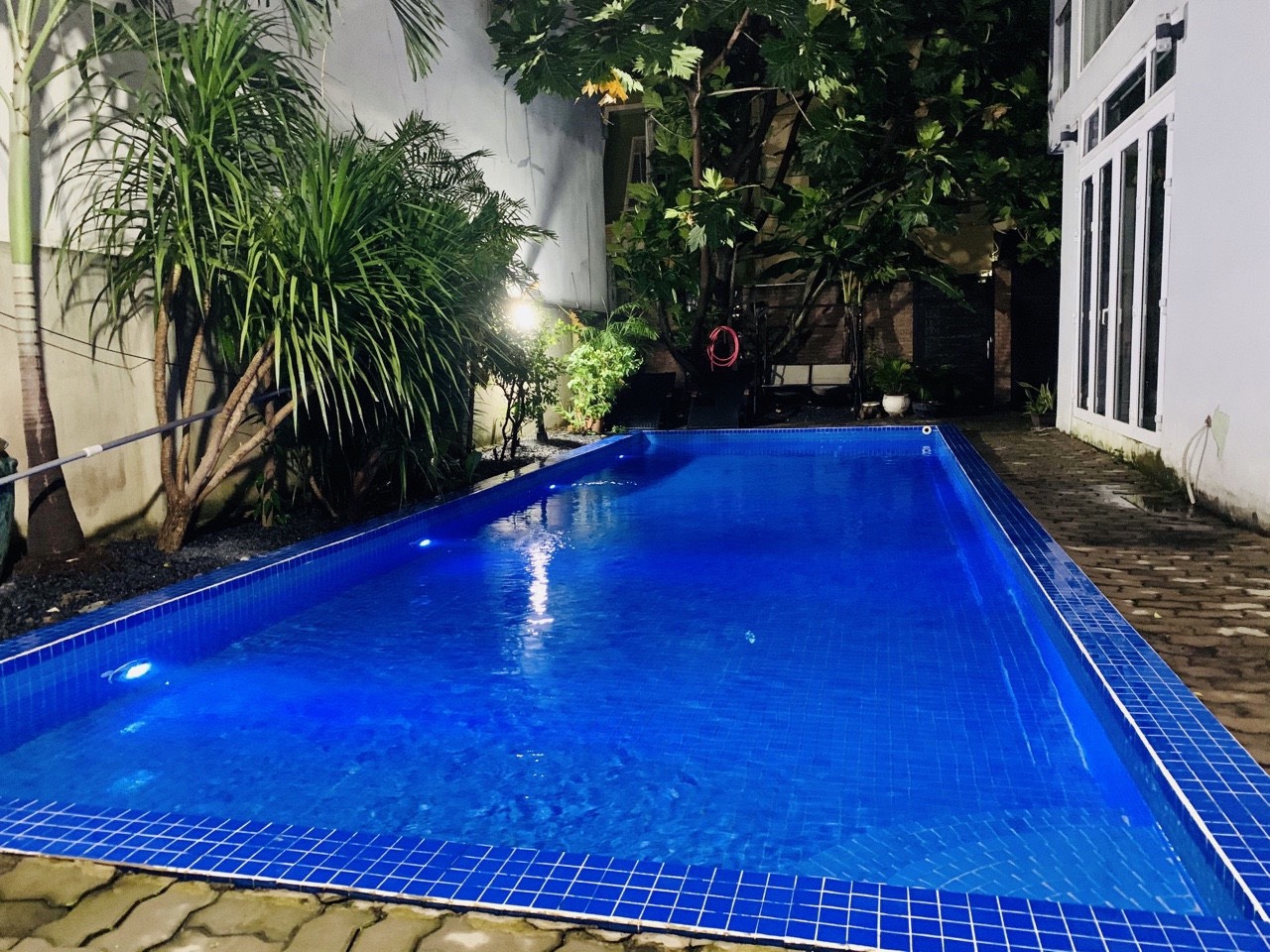 Cho thuê biệt thự hẻm ô tô Nguyễn Thị Thập - Quận 7