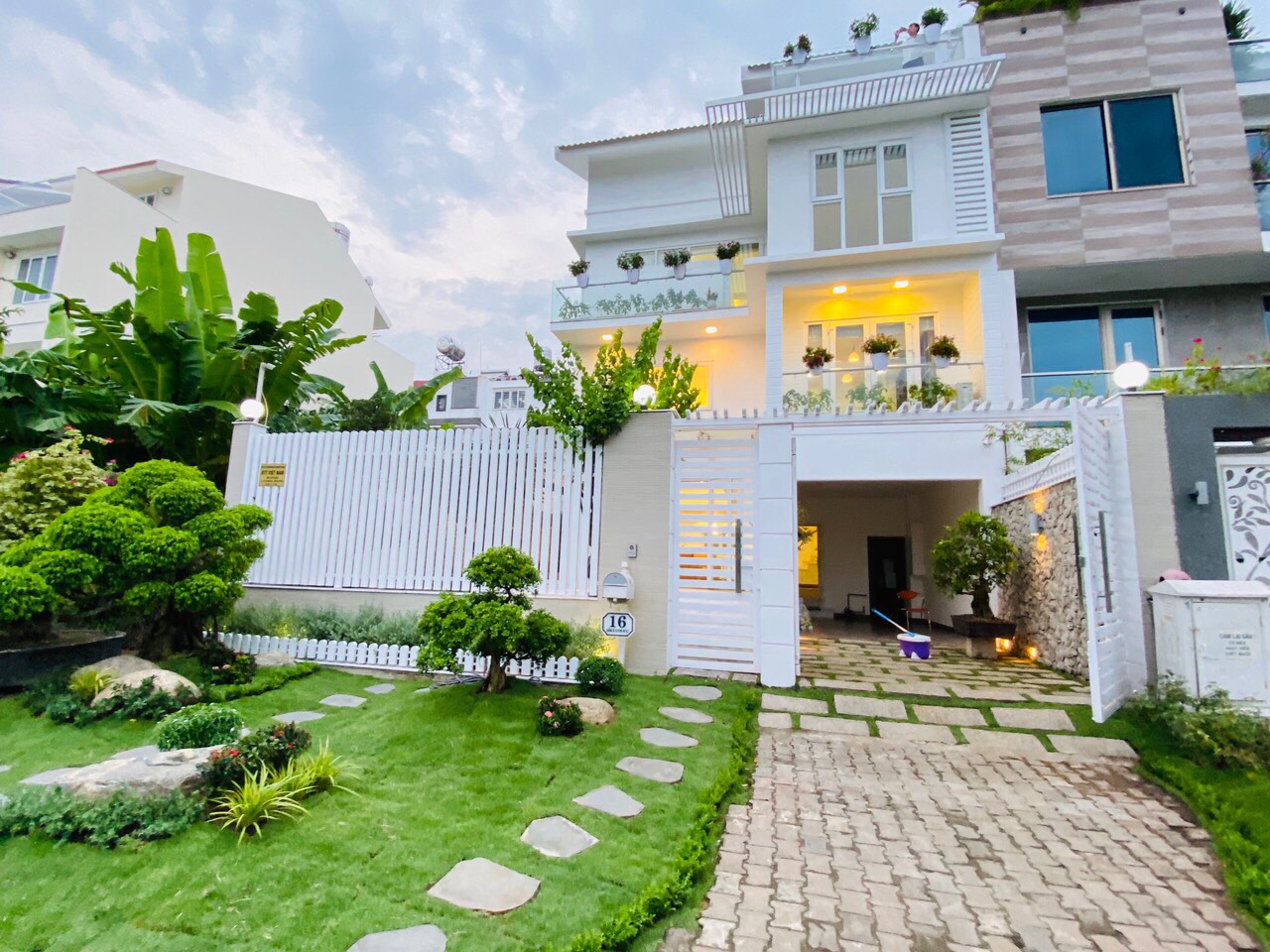 Cần bán biệt thự Phú Mỹ - Vạn Phát Hưng - Quận 7 13