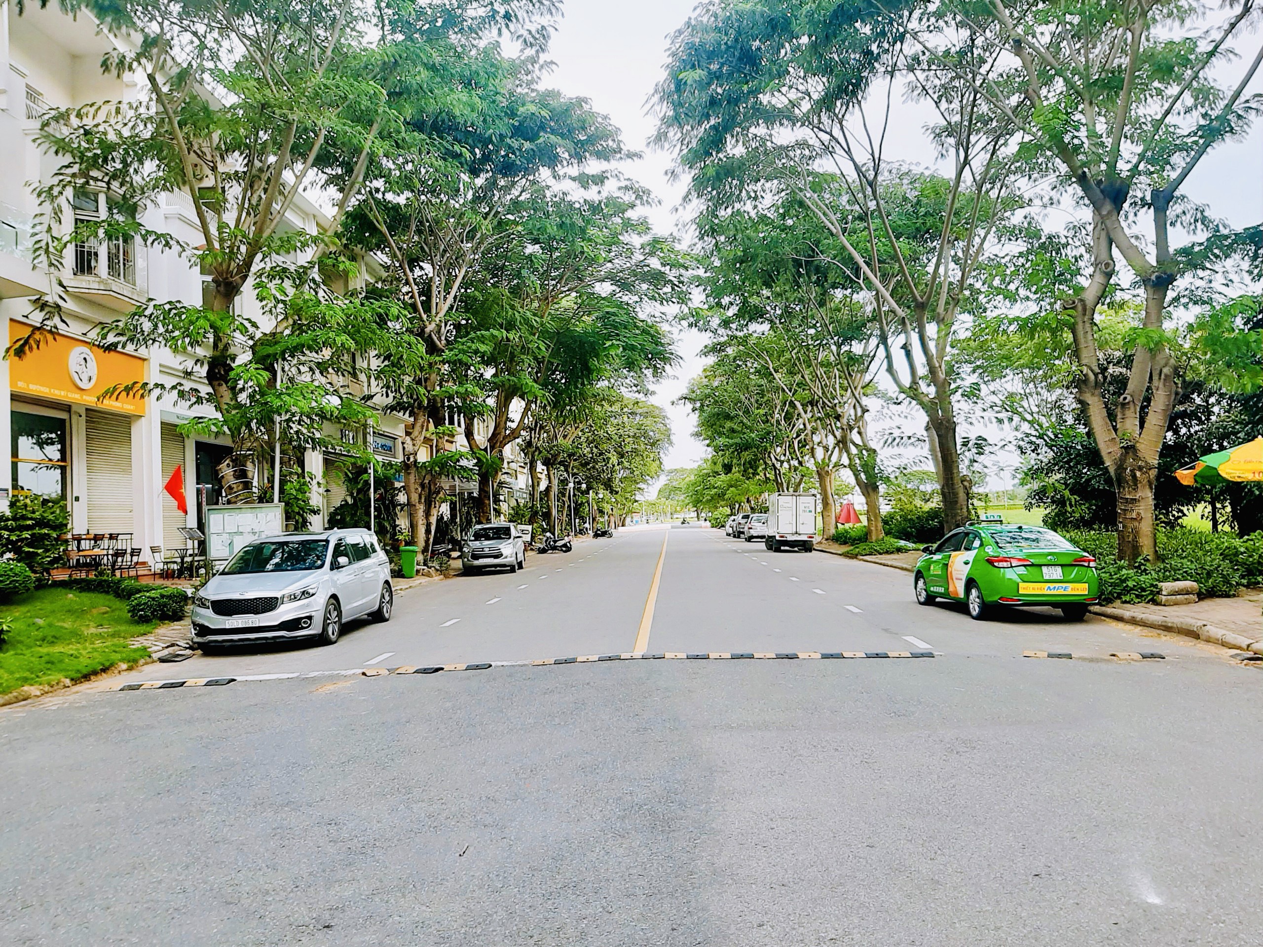 Cần bán nhà phố kinh doanh Mỹ Giang -  Phú Mỹ Hưng - Quận 7 1