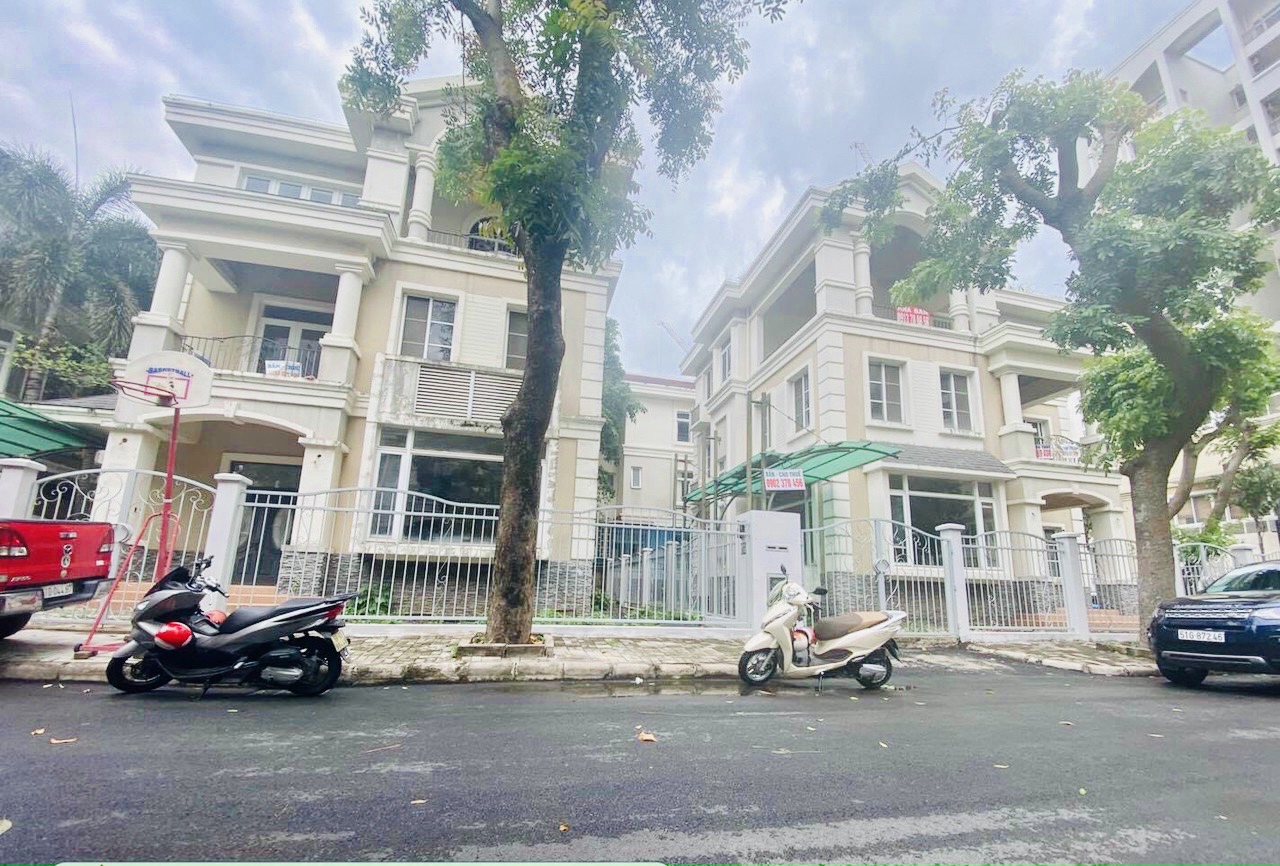 Cần Bán hai căn đơn lập Mỹ Văn - Phú Mỹ Hưng - Quận 7