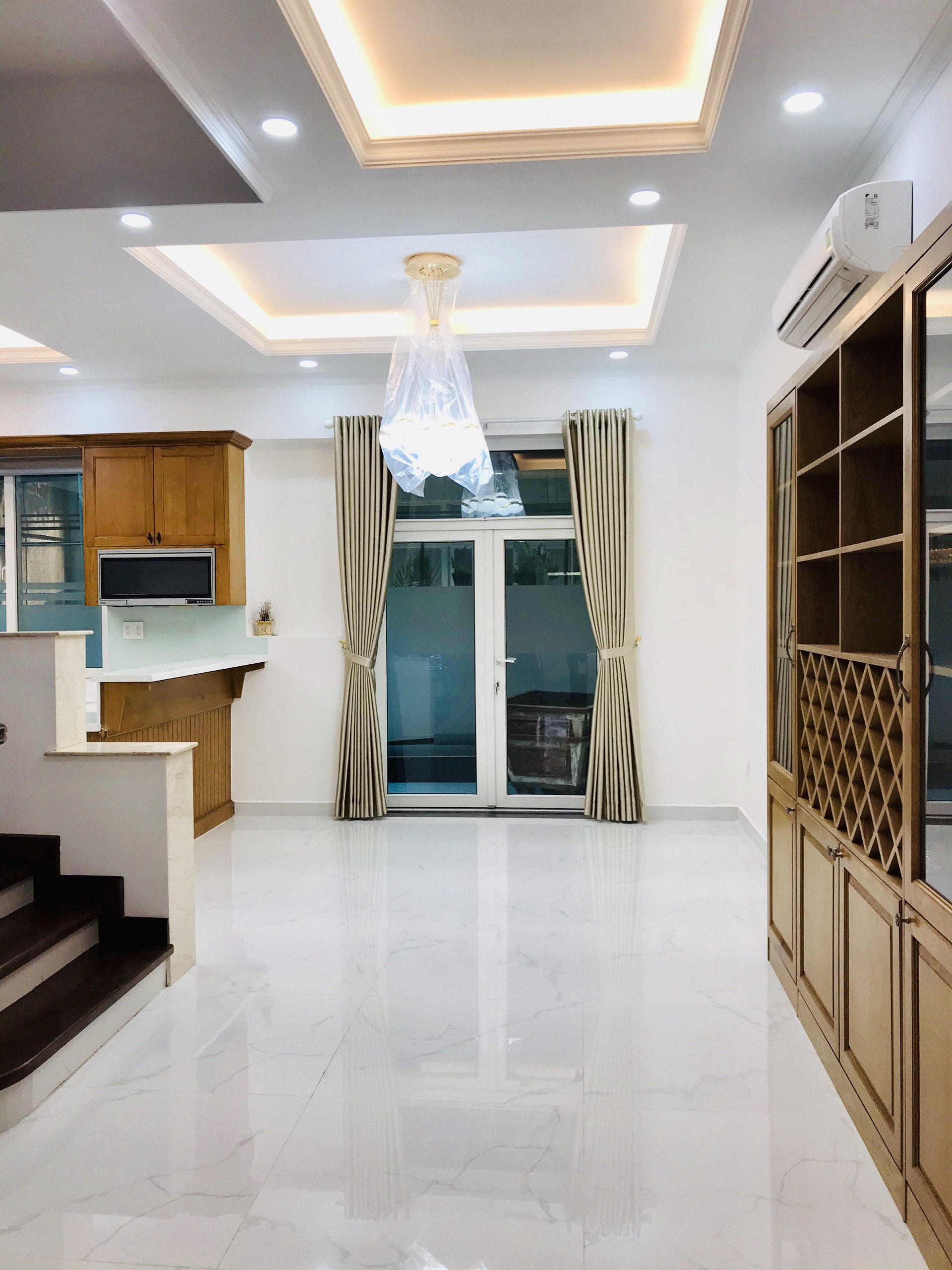 Cần Bán Nhà phố vườn Hưng Thái -  Phú Mỹ Hưng - Quận 7 4