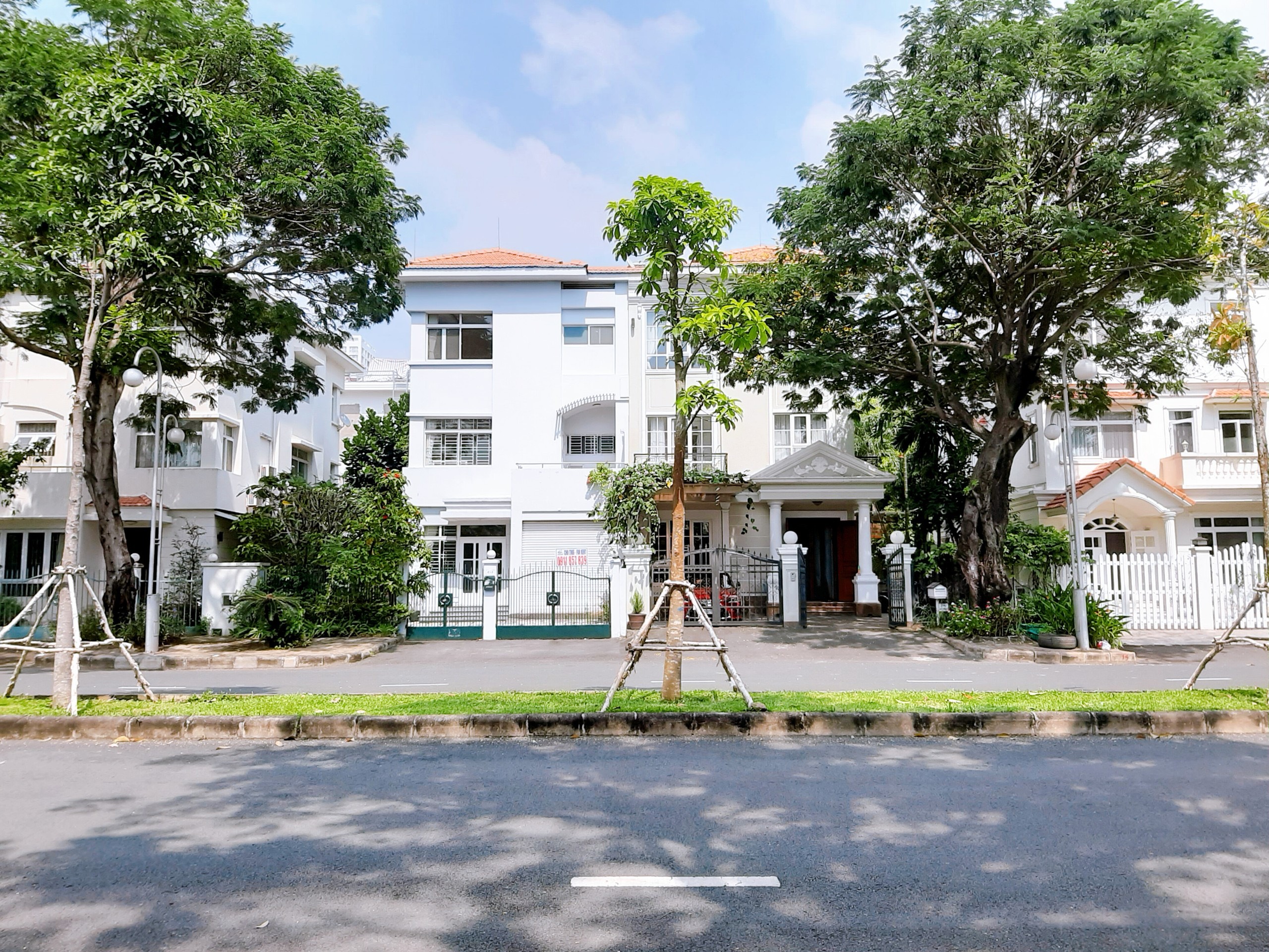 Cần Cho Thuê Biệt Thự Mỹ Hào - Phú Mỹ Hưng - Quận 7