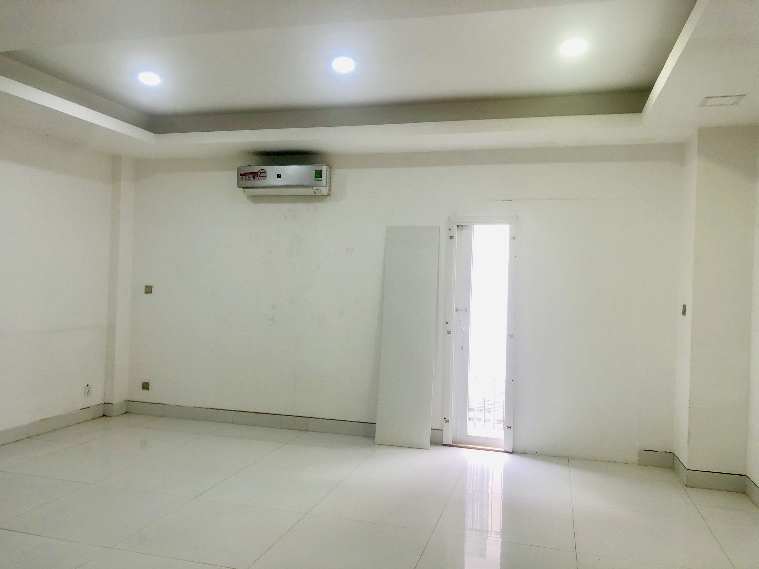 Cho thuê nhà phố số 31 Phú Mỹ Vạn Phát Hưng Quận 7 2