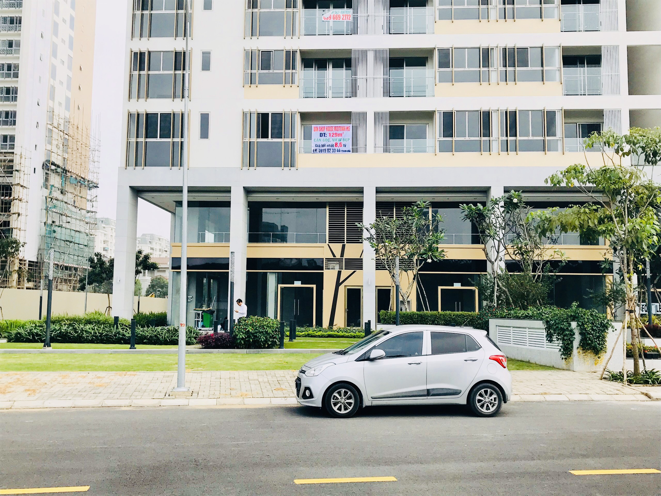 Bán Nhiều Shop Midtown Phú Mỹ Hưng Vị Trí Đẹp View Sông