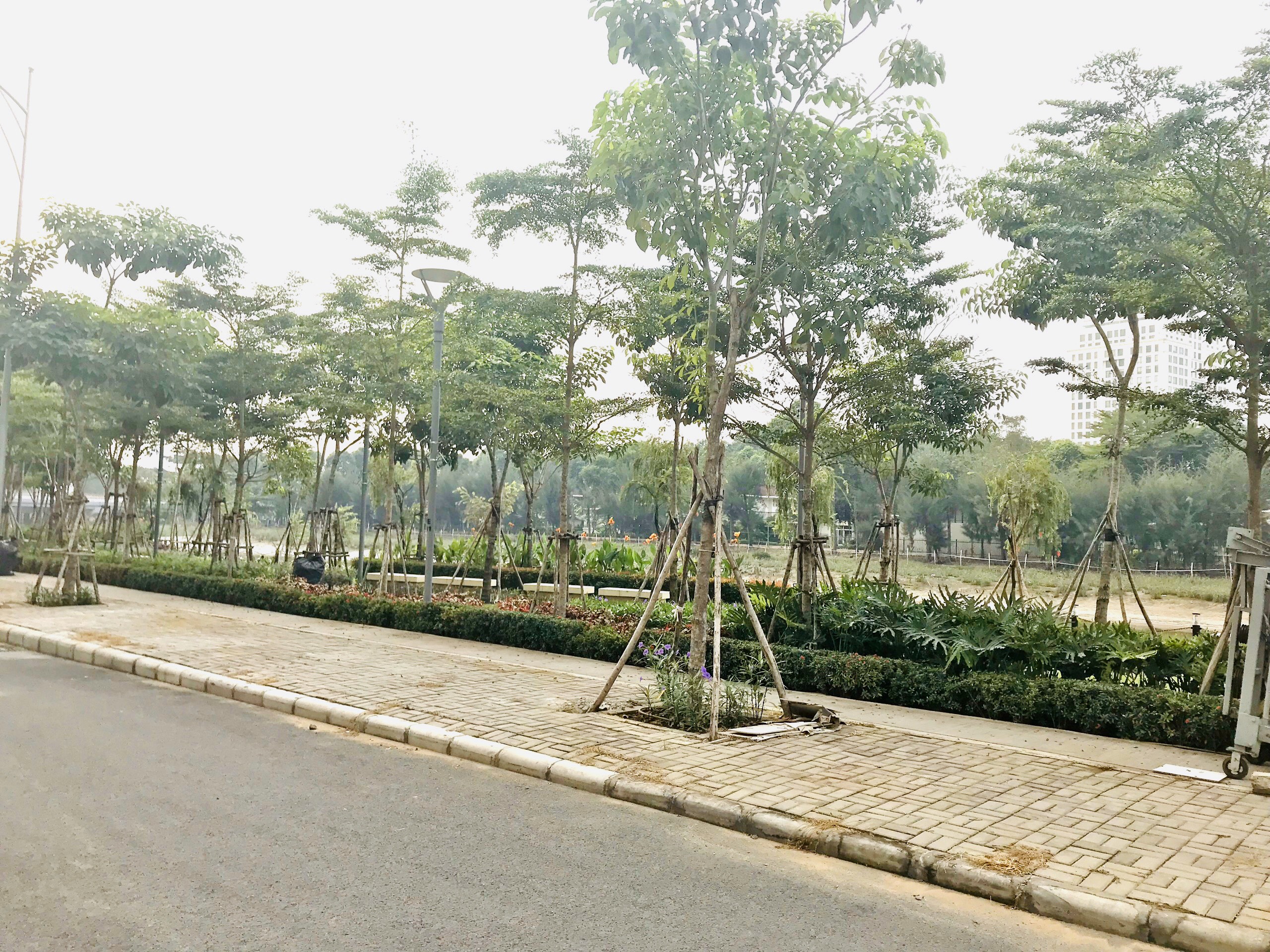 Bán Nhiều Shop Midtown Phú Mỹ Hưng Vị Trí Đẹp View Sông 4