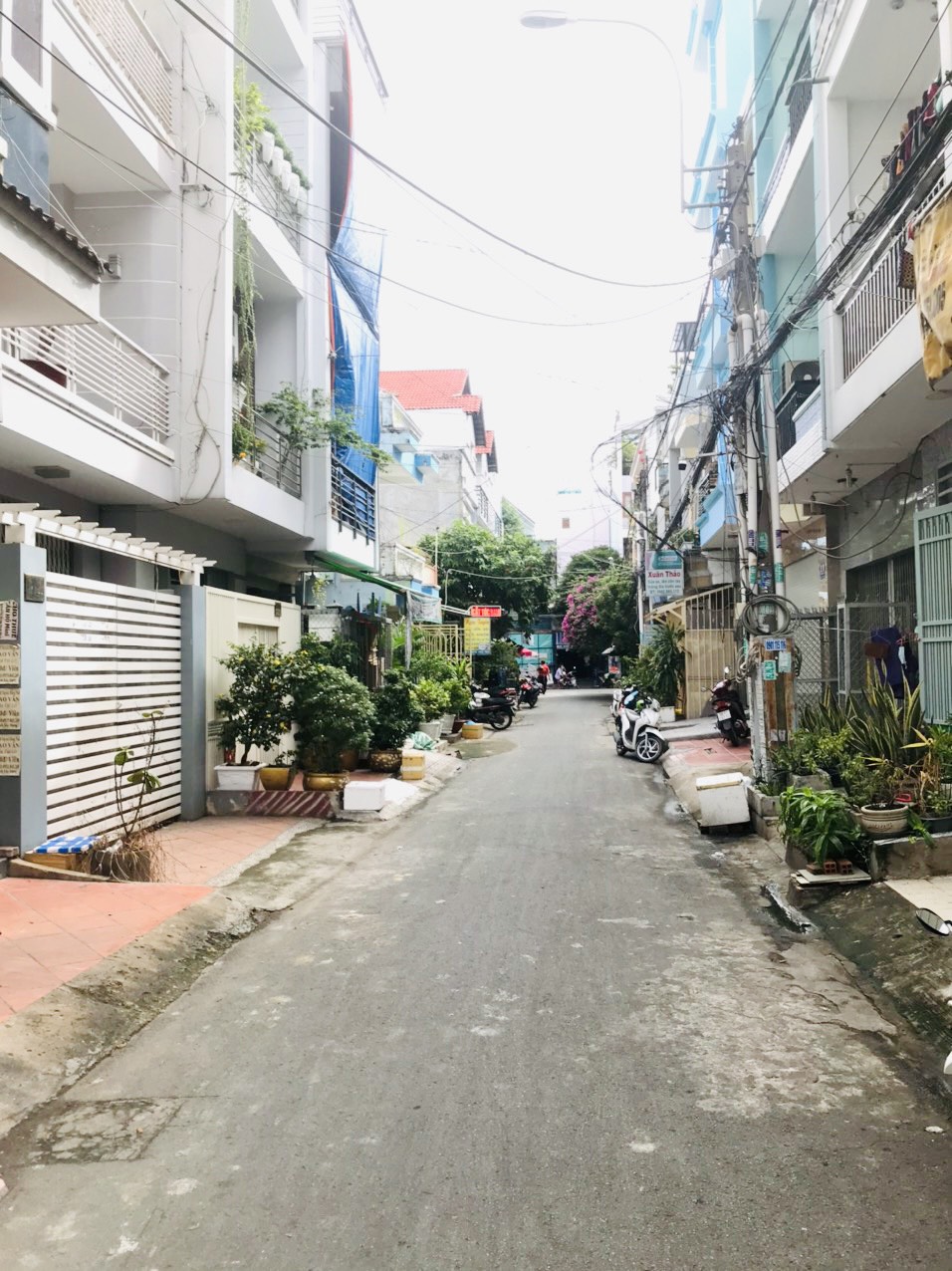 Cần Bán Nhà phố Quận 7