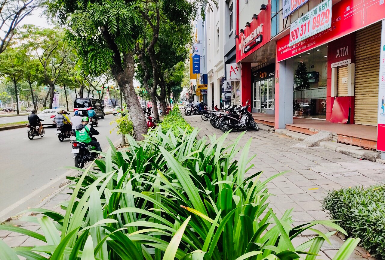 Cho thuê nhà phố thương mại góc công viên - Nguyễn Văn Linh - Phú Mỹ Hưng - Quận 7 5