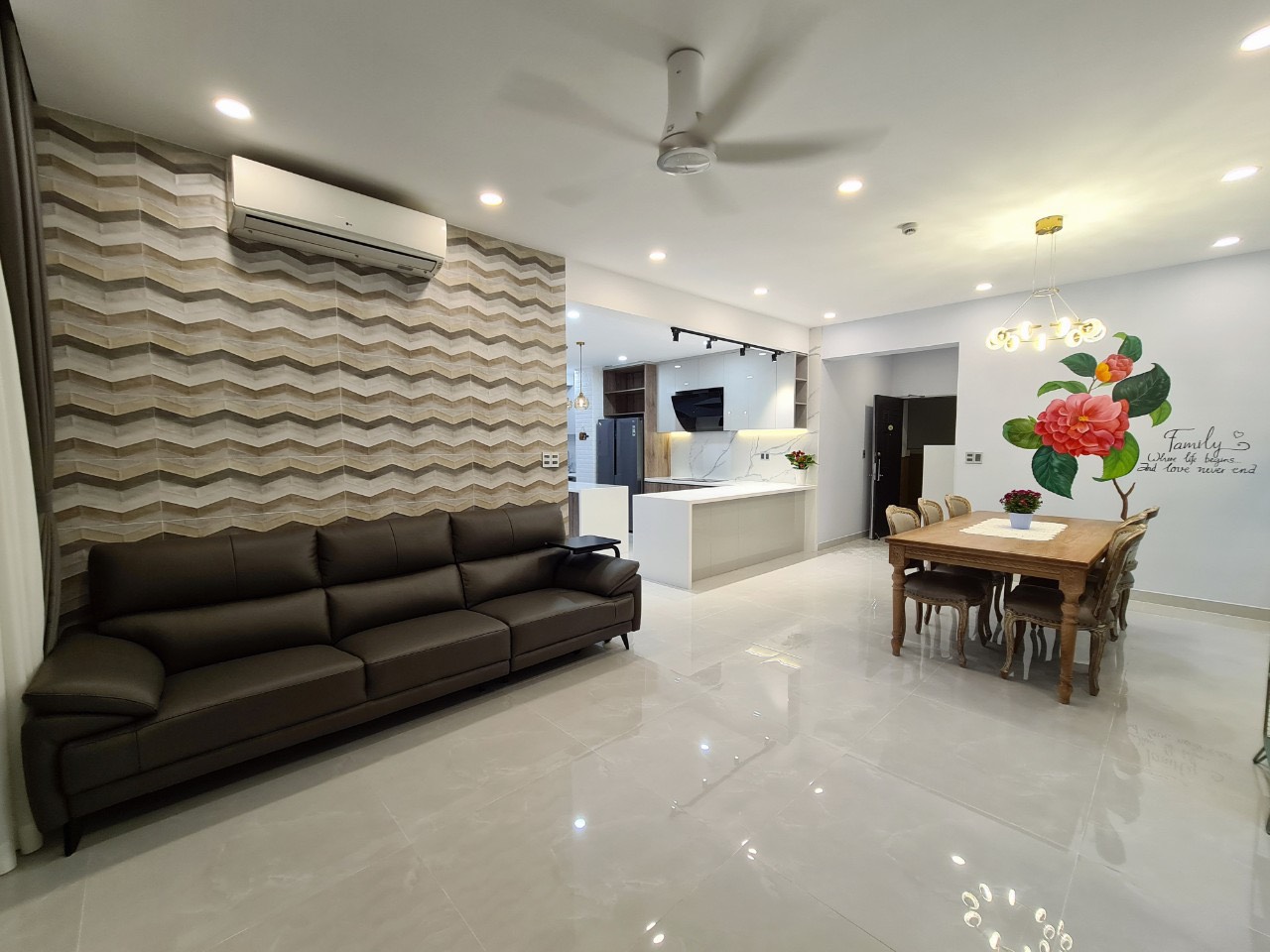 Cần bán căn hộ Riverside Phú Mỹ Hưng Quận 7 8