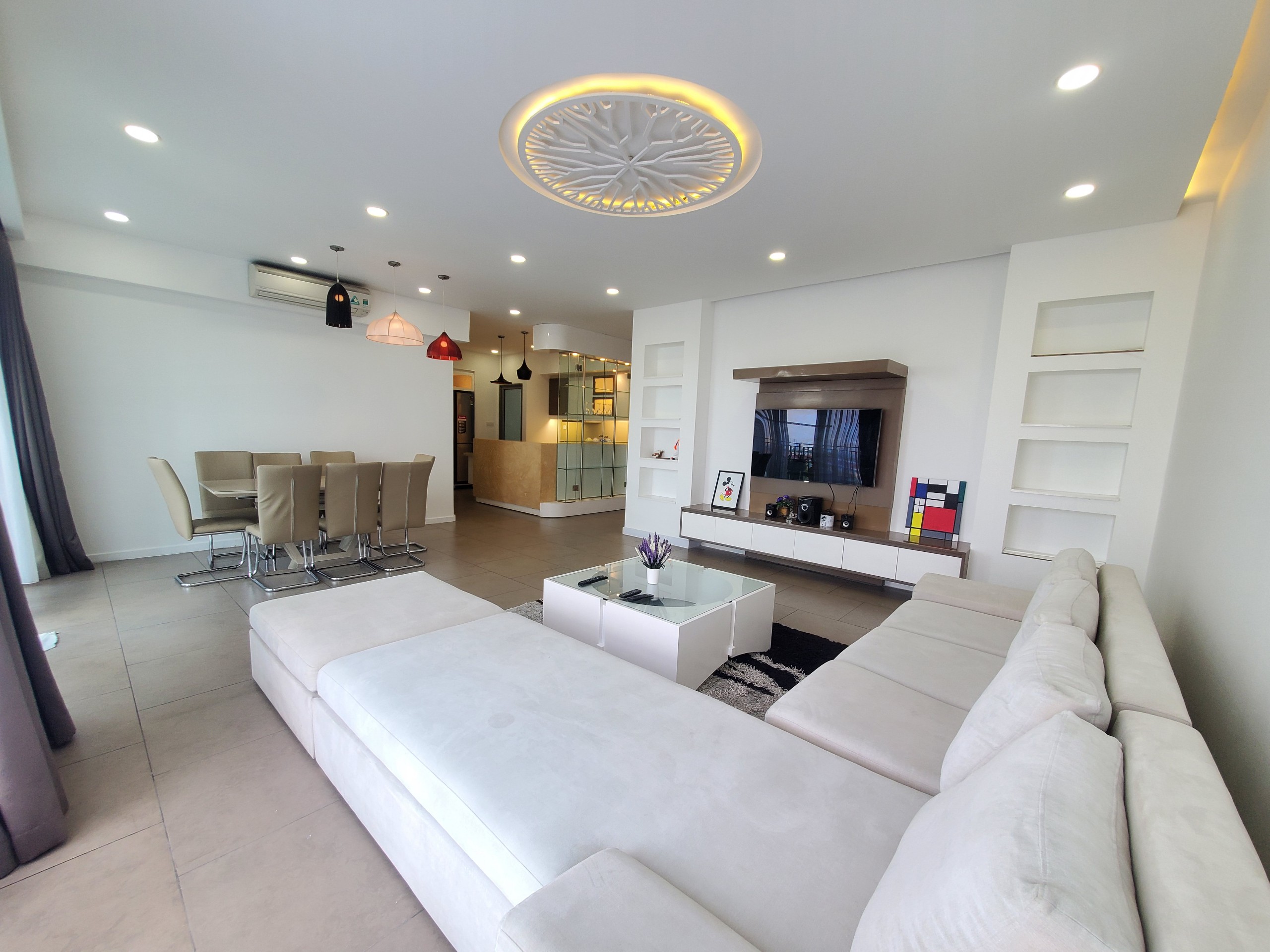 Cần cho thuê căn hộ Riviera Point Quận 7