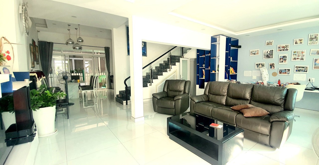 Cần Bán Nhà phố vườn Mỹ Thái -  Phú Mỹ Hưng - Quận 7 1