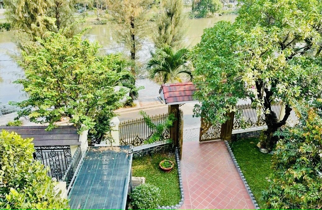 Cần Bán Biệt Thự View Sông Khu Tân Qui Đông - Quận 7 2