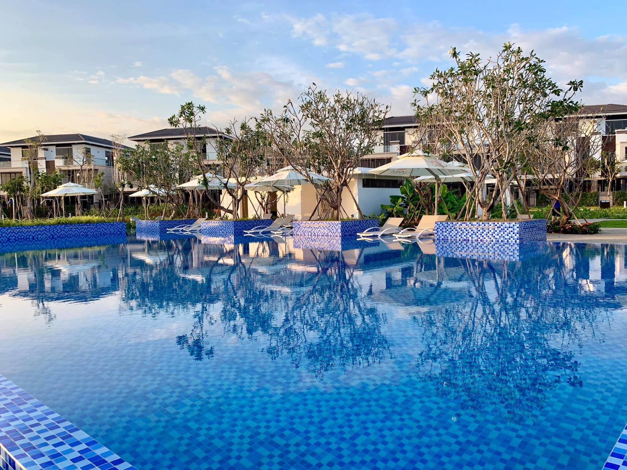 Cần Cho Thuê Nhà Phố Vườn LaViLa Kiến Á - Nguyễn Hữu Thọ 1